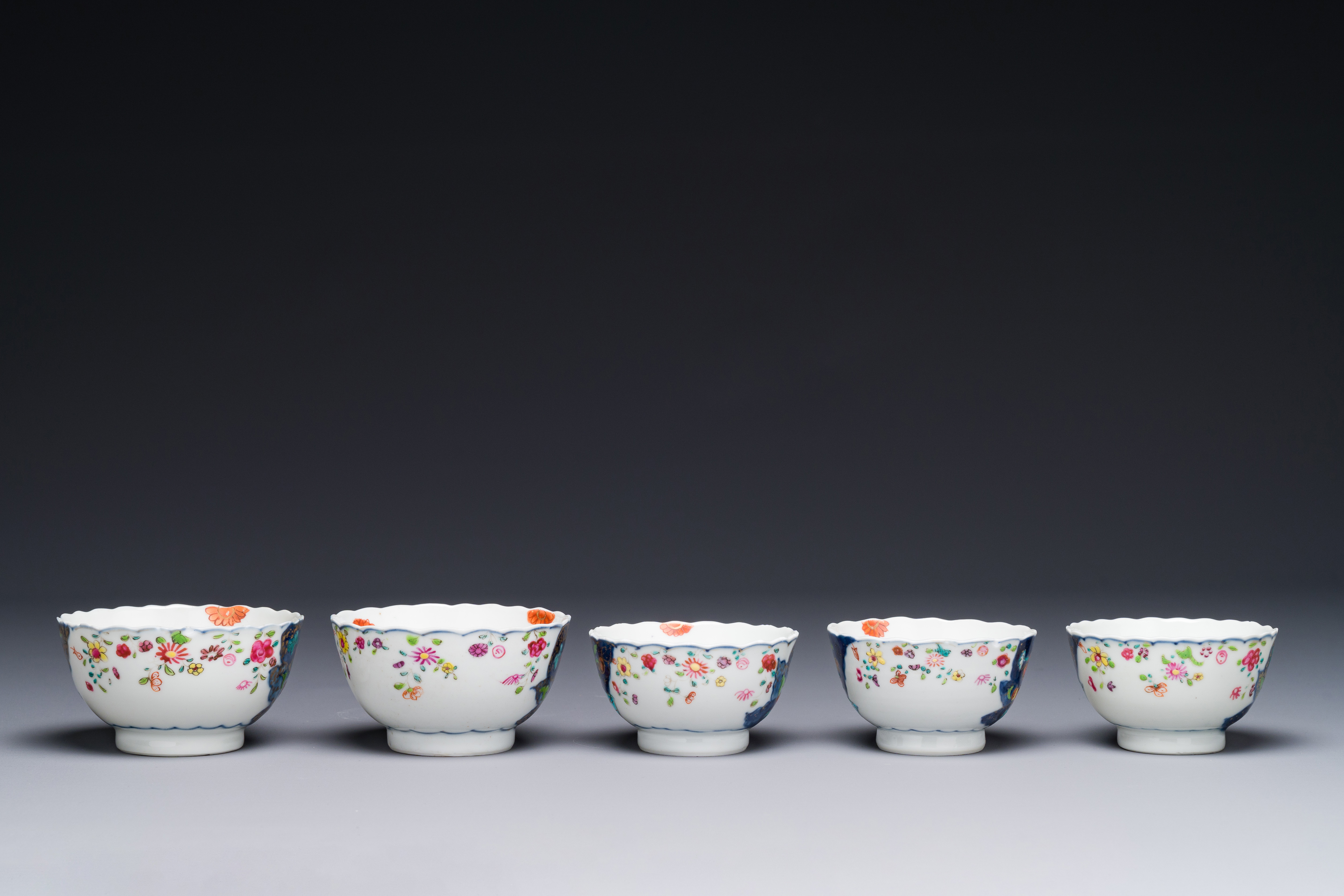 A collection of seven pieces of Chinese famille rose 'tobacco leaf' wares, Qianlong - Image 6 of 7