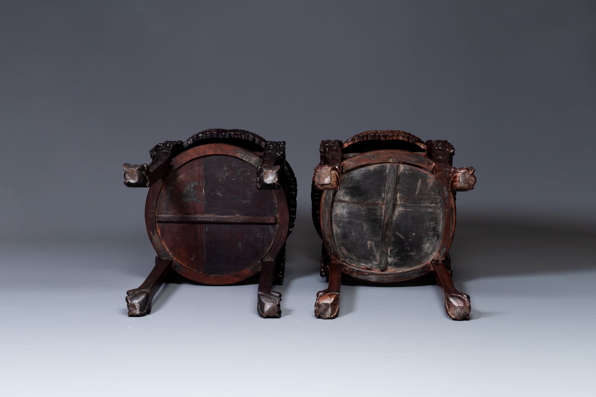 A pair of large Chinese carved wooden stands with marble tops, 19th C. - Image 5 of 5