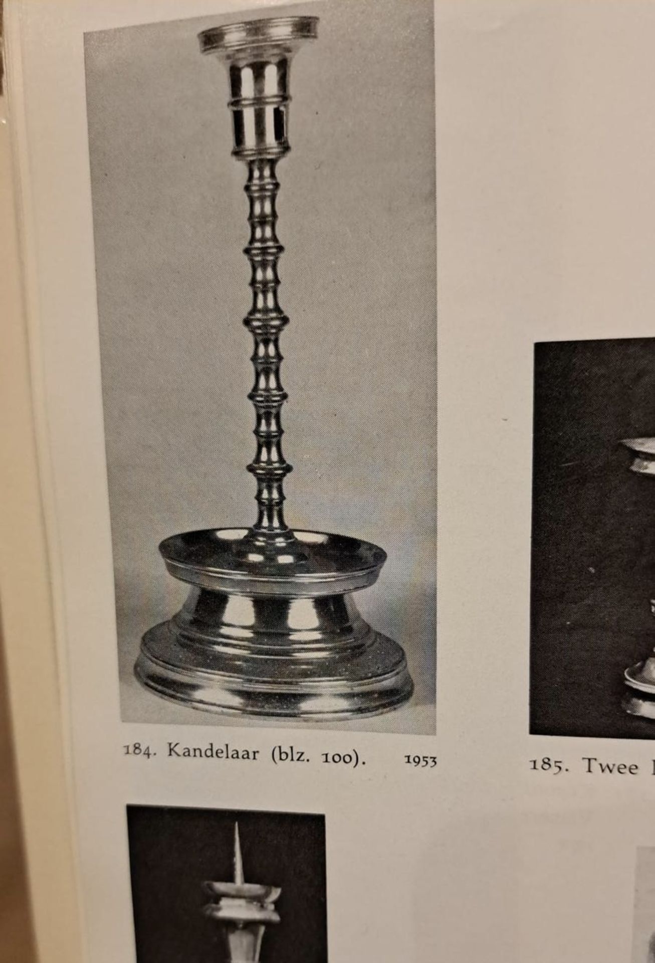 A knotted bronze candlestick, Southern Netherlands, probably 16th C. - Bild 10 aus 15