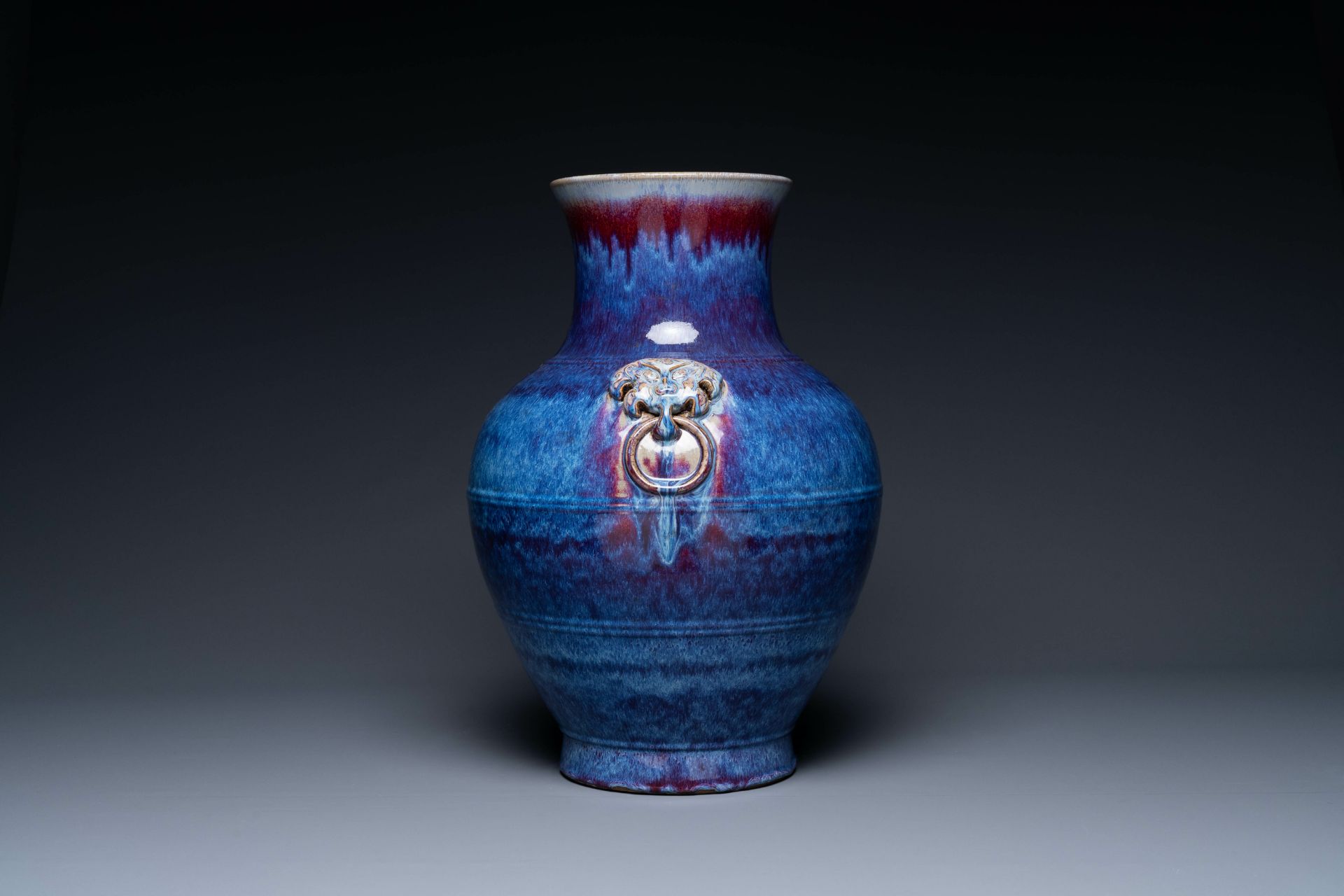 A large Chinese flambe glaze 'hu' vase with taotie handles, Qing - Bild 4 aus 6