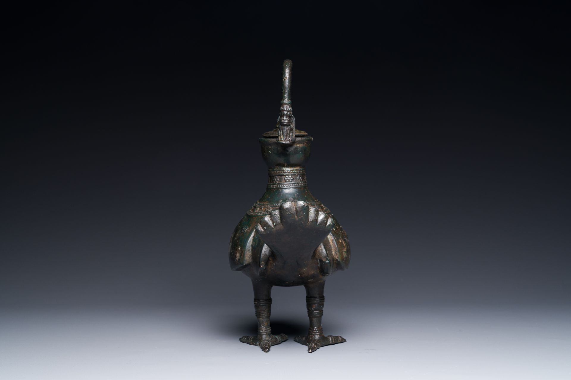 A Chinese archaistic bronze wine vessel in the form of a goose, Song - Image 8 of 21