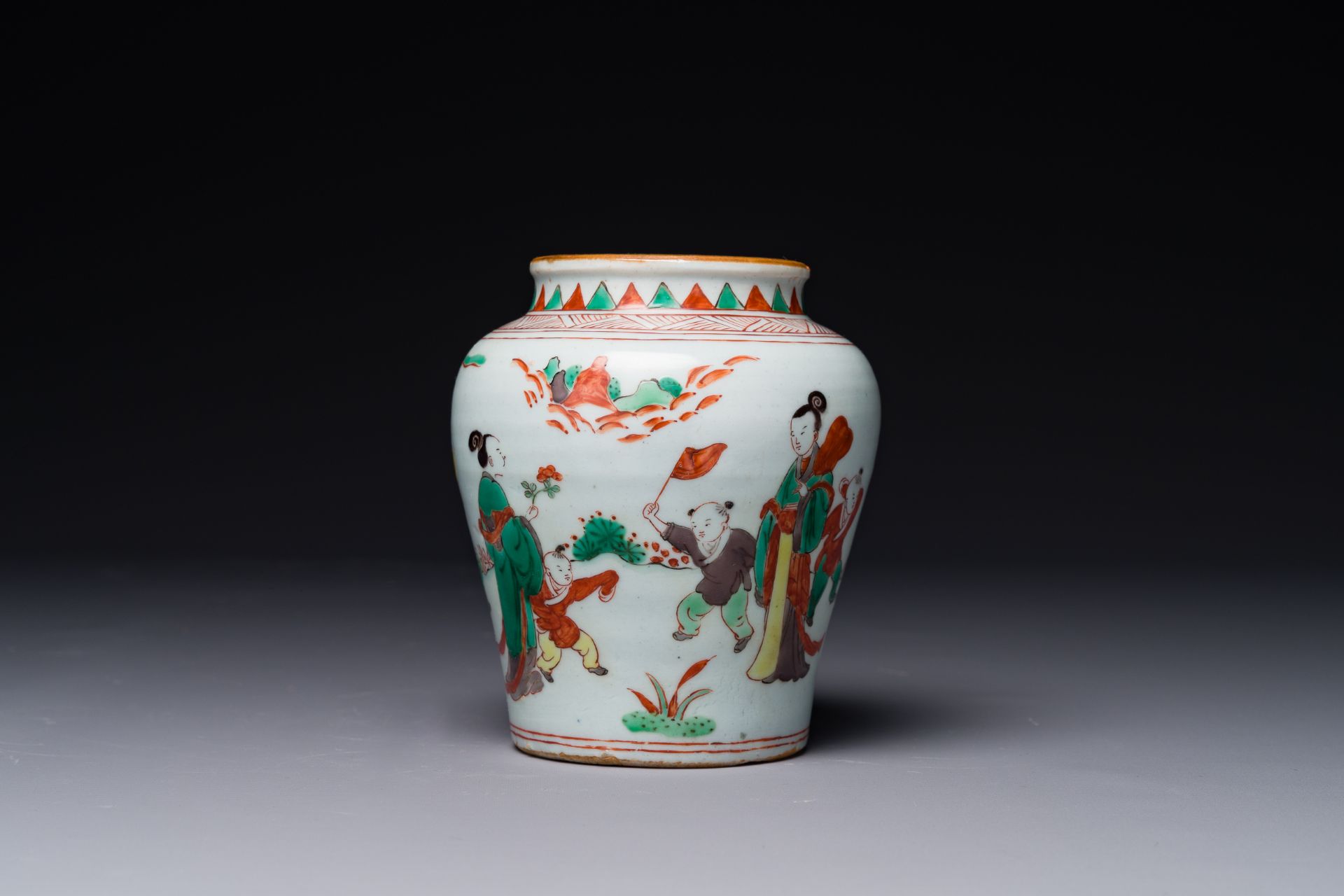 A small Chinese wucai jar with figures in a landscape, Transition period