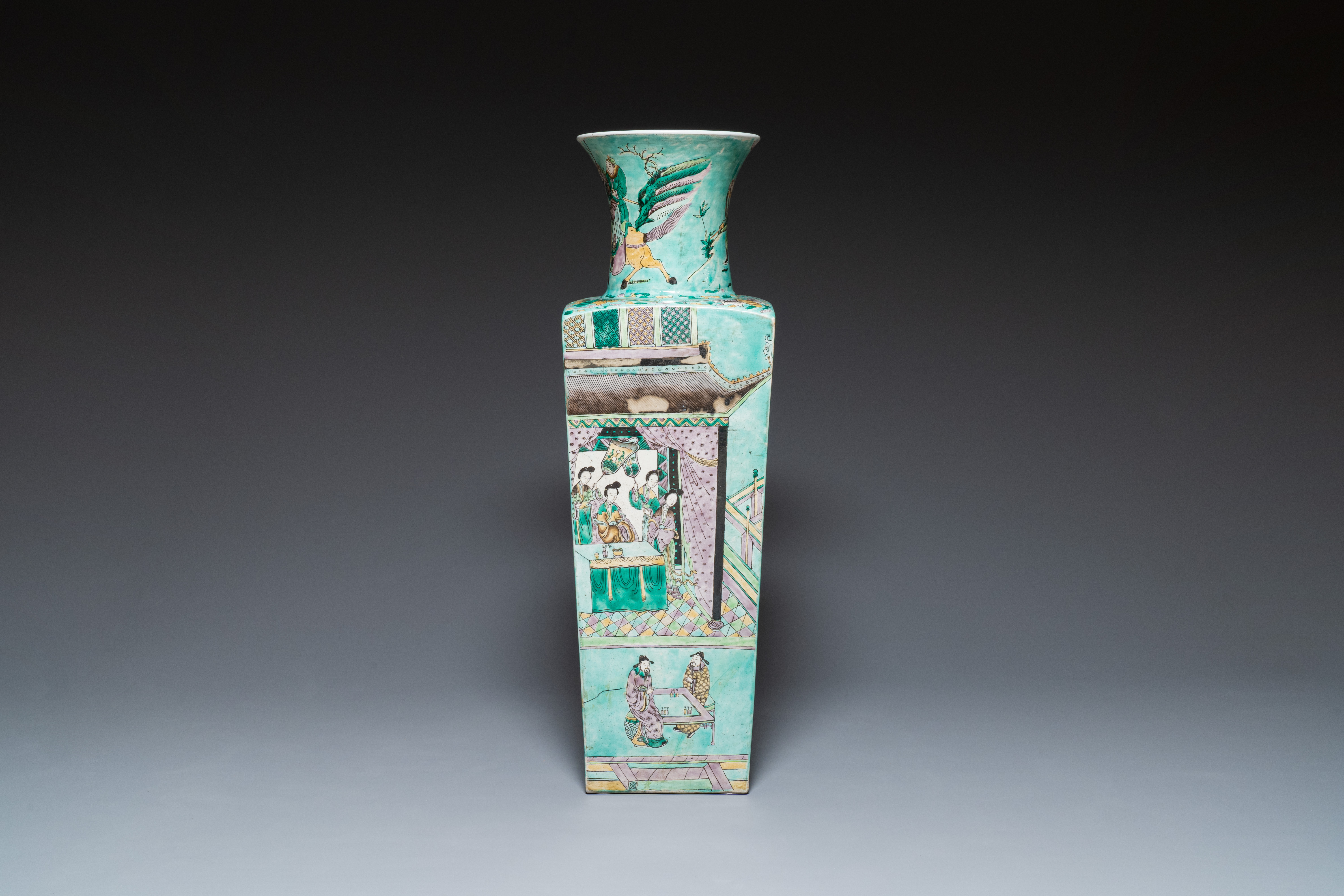 A large Chinese square verte biscuit 'Romance of the Three Kingdoms' vase, 19th C. - Image 5 of 7