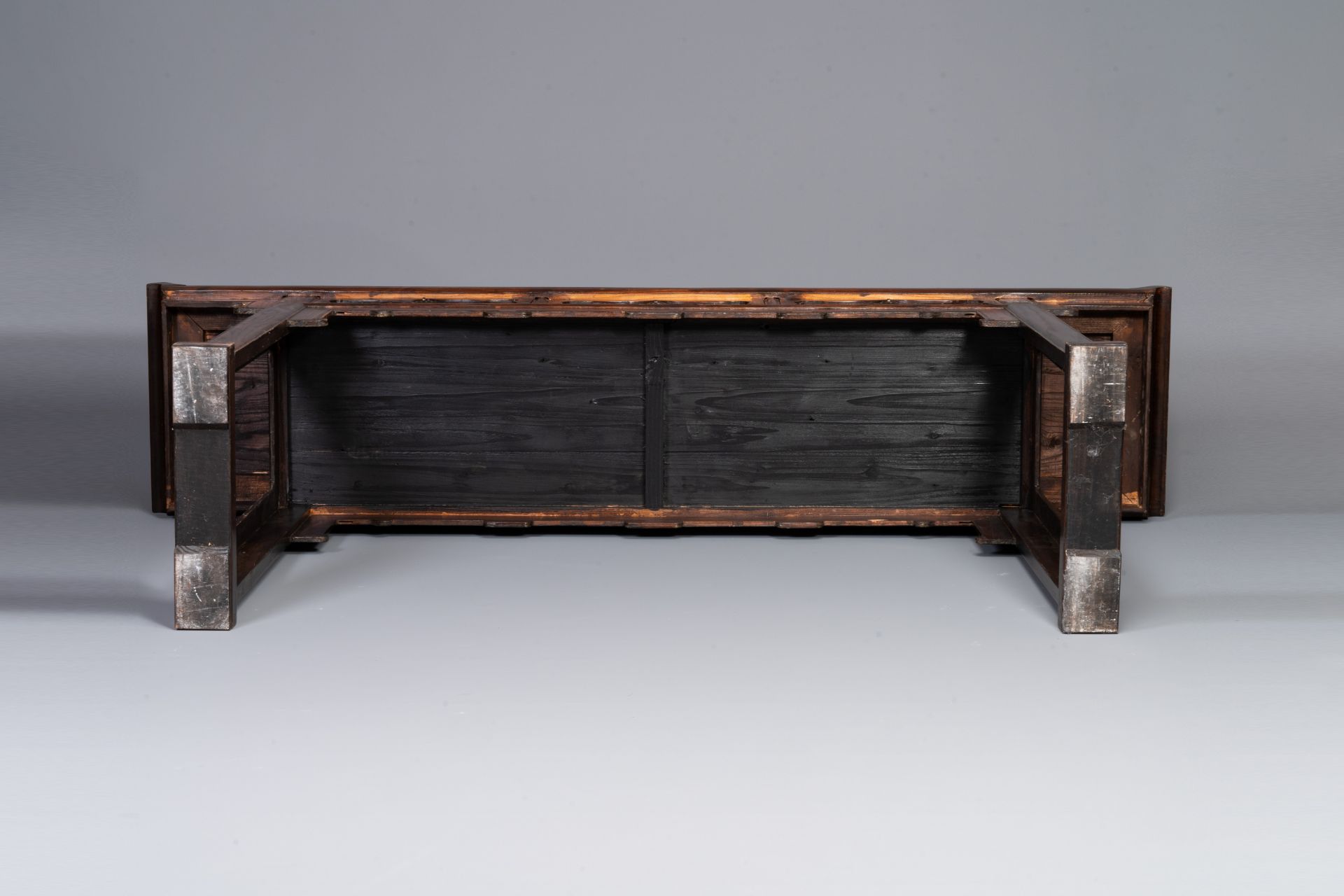 A Chinese wooden three-drawer console table, 19/20th C. - Image 6 of 6