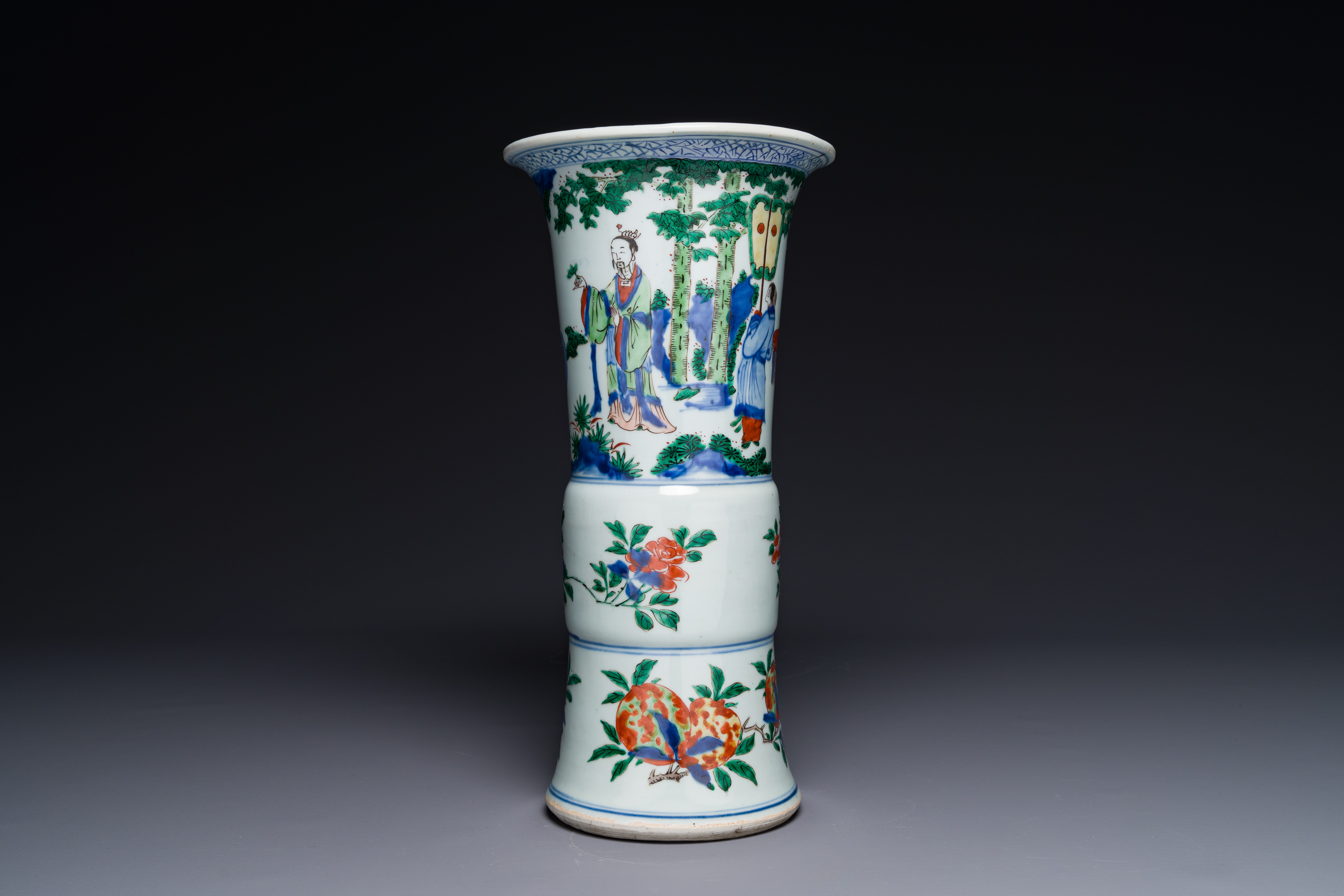 A Chinese wucai 'gu' vase with figurative design, Transition period - Image 2 of 7
