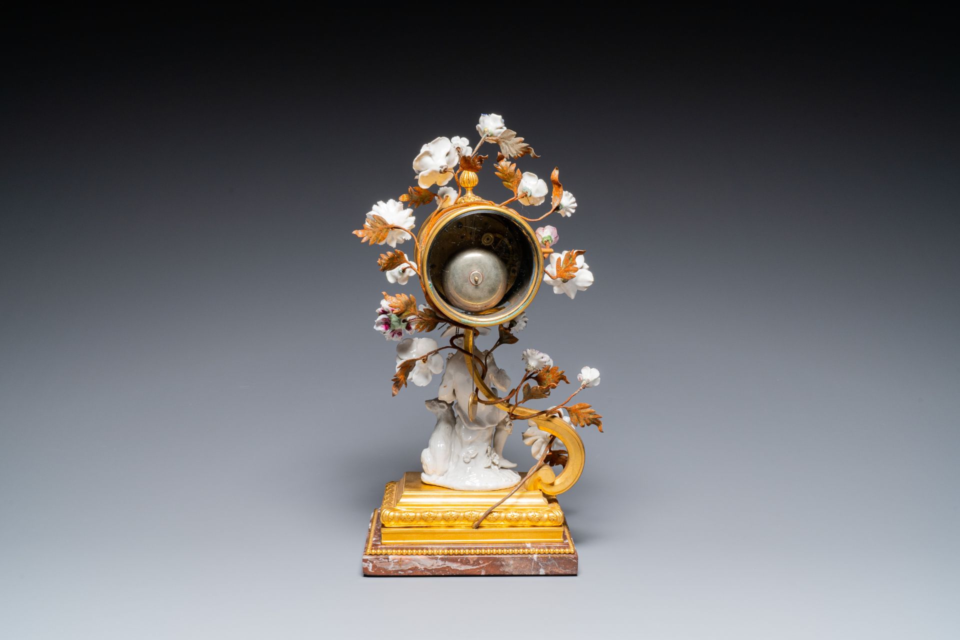 A French ormolu-mounted porcelain mantel clock, 18/19th C. - Image 8 of 28