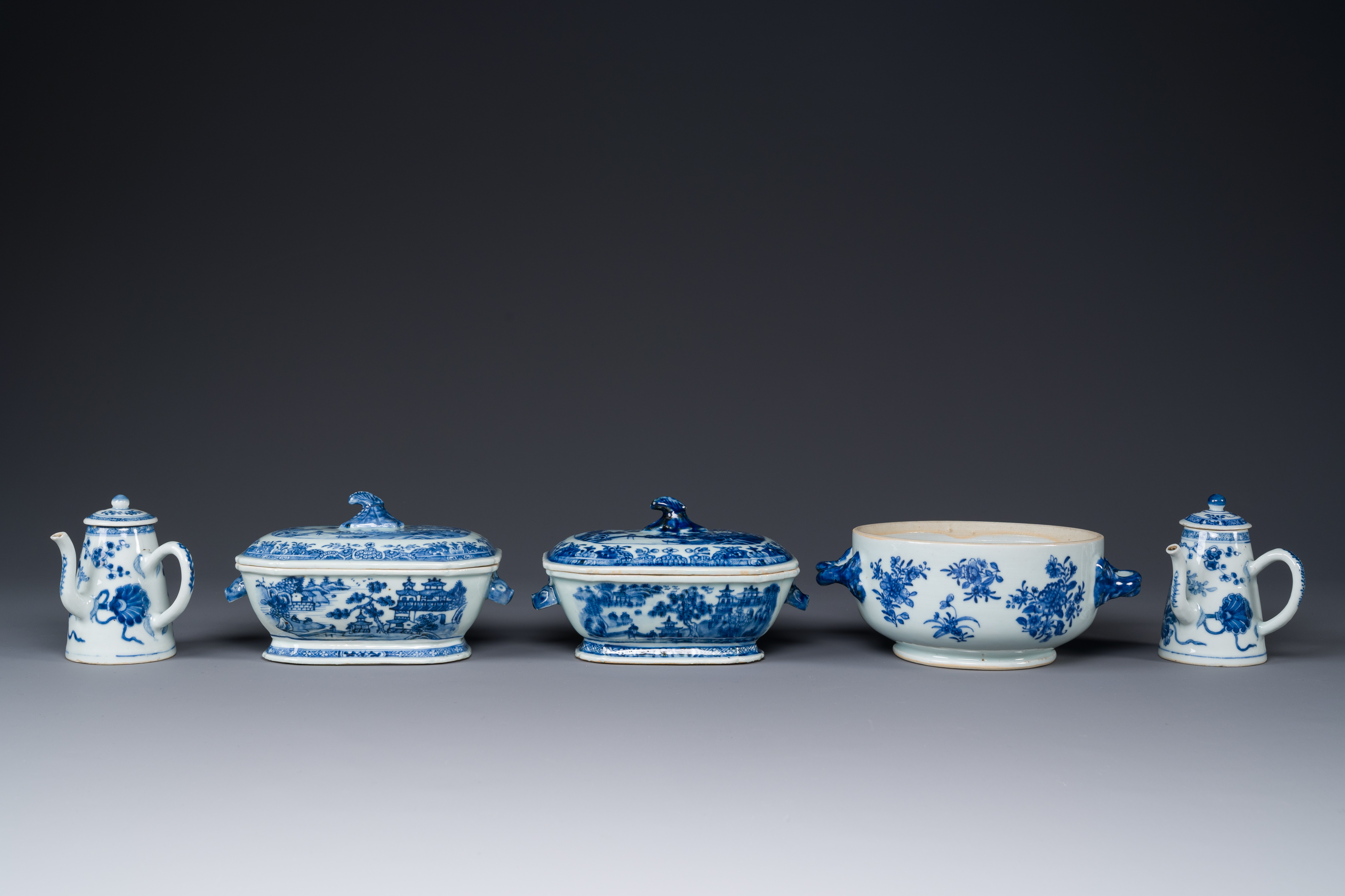 A pair of Chinese blue and white miniature chocolate jugs and three tureens, Qianlong - Image 2 of 5