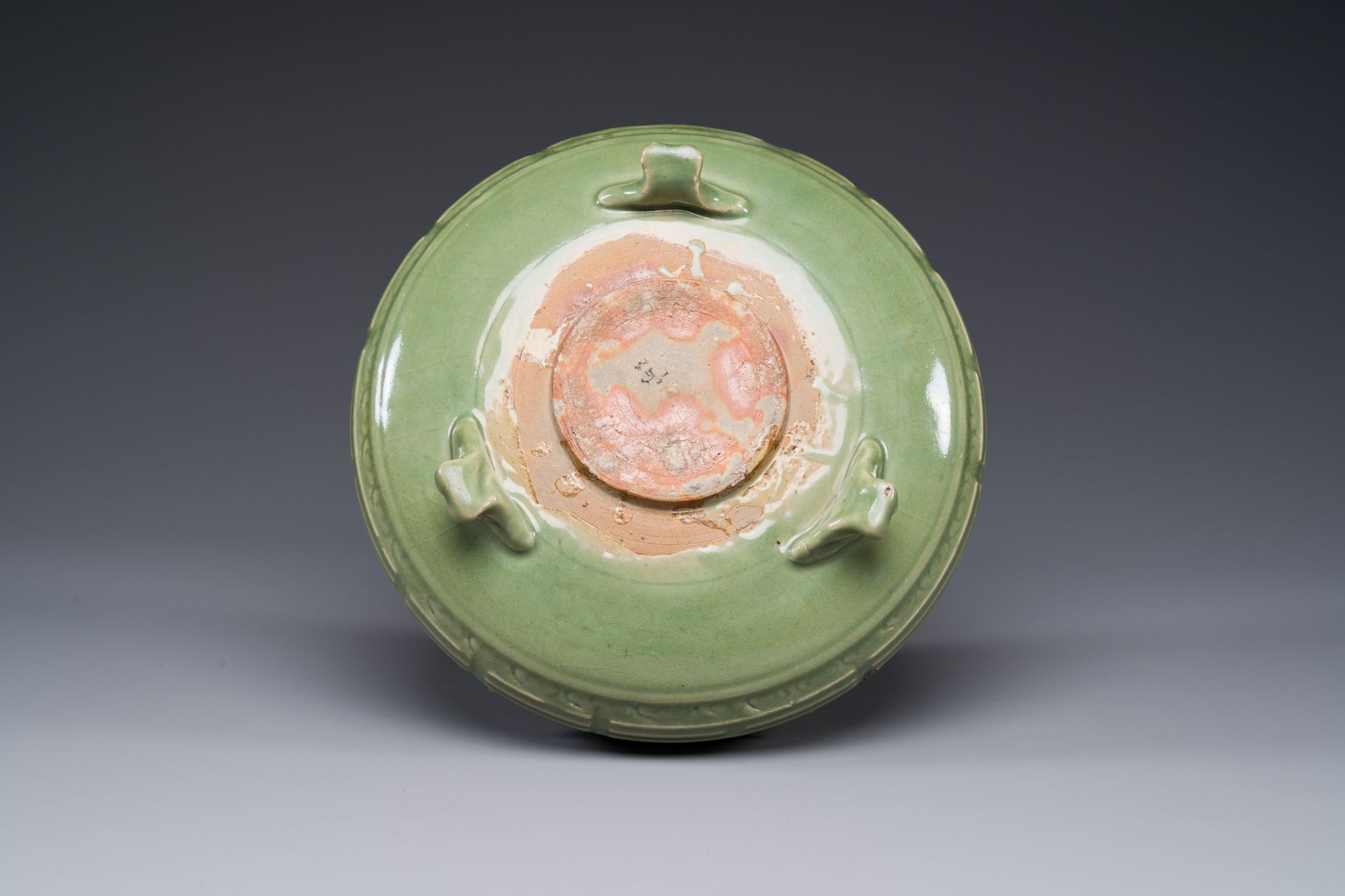 A Chinese Longquan celadon tripod censer on wooden stand, Yuan/Ming - Image 7 of 10