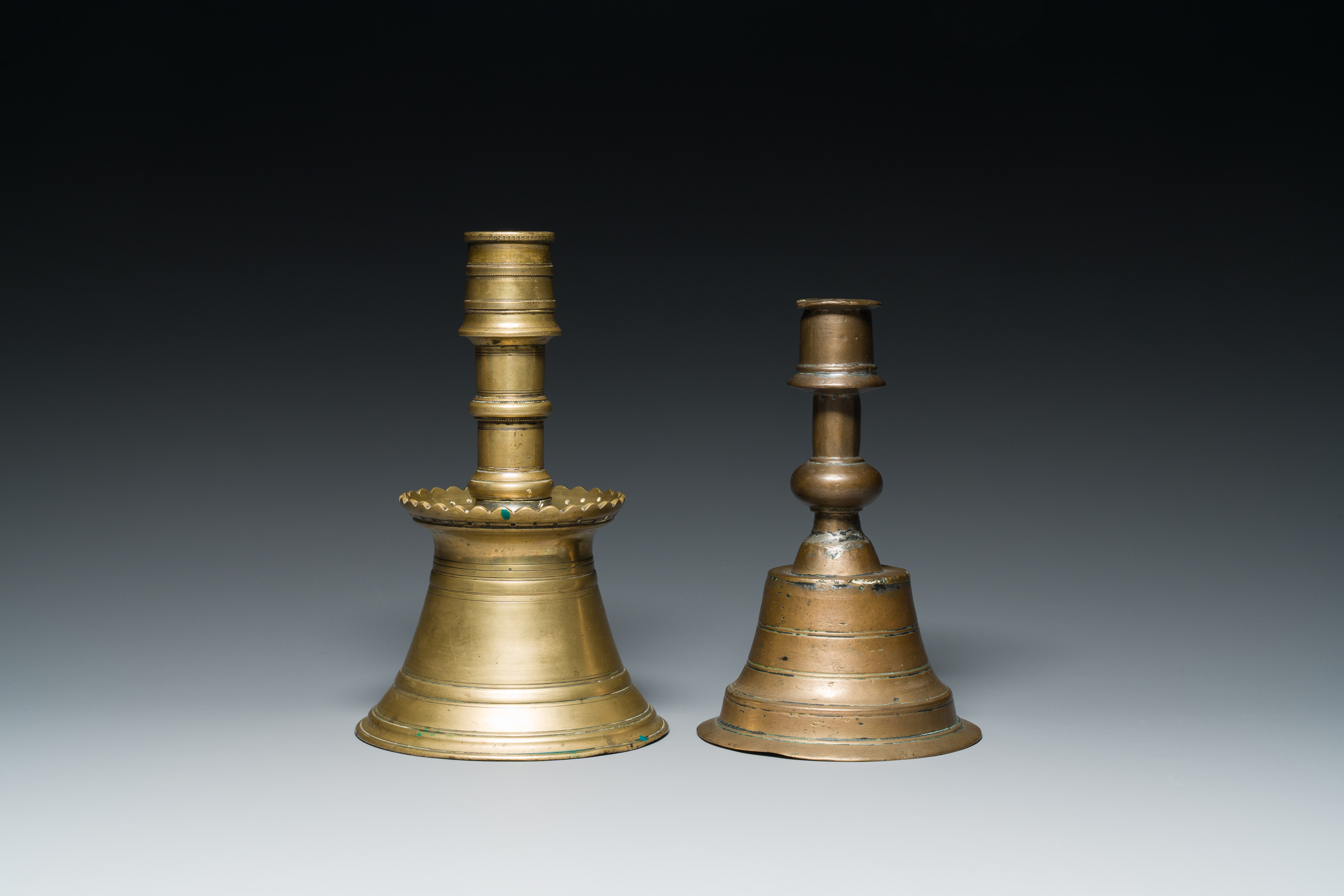 Two Ottoman bronze candlesticks, 17th C. - Image 3 of 7