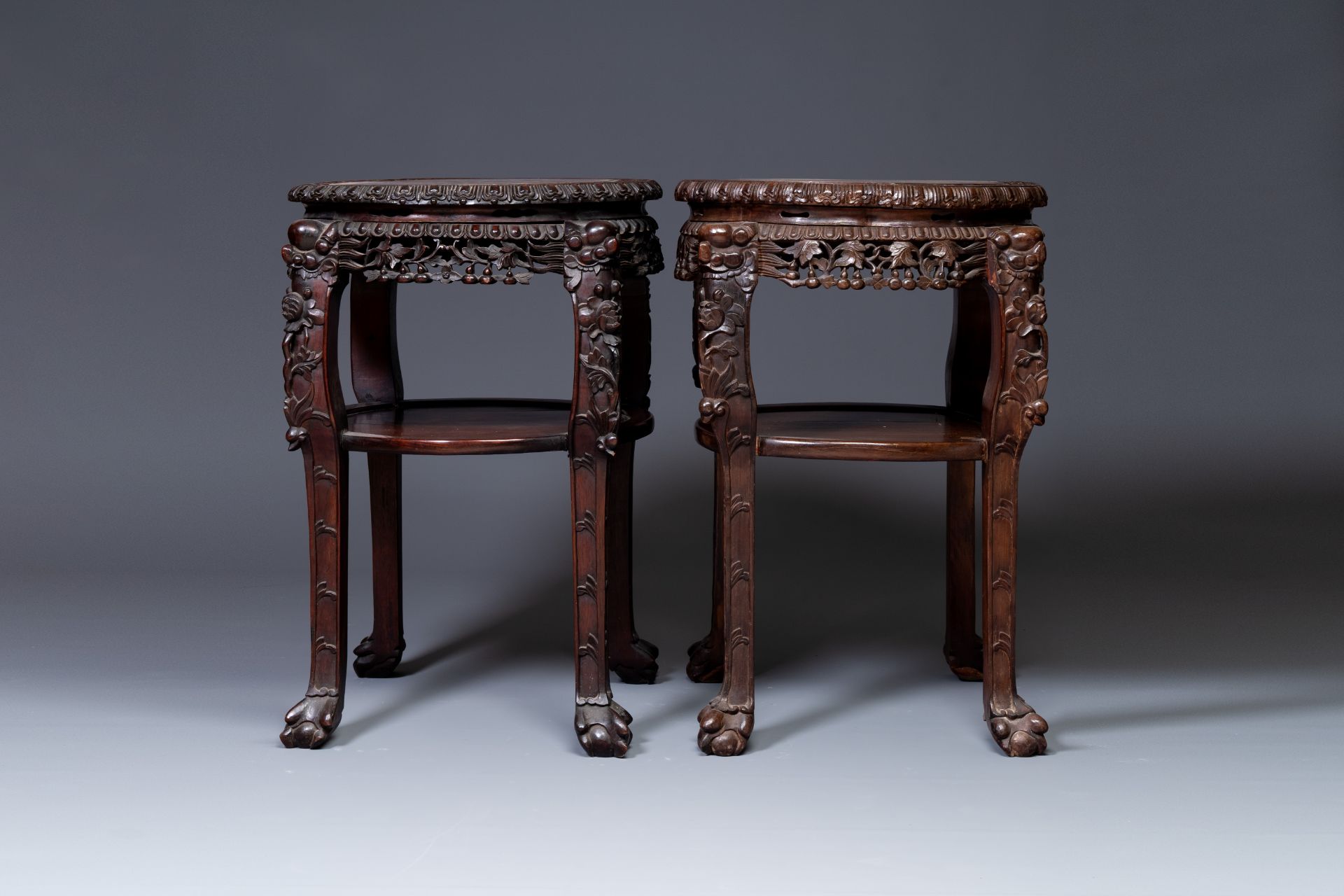 A pair of large Chinese carved wooden stands with marble tops, 19th C. - Image 3 of 5