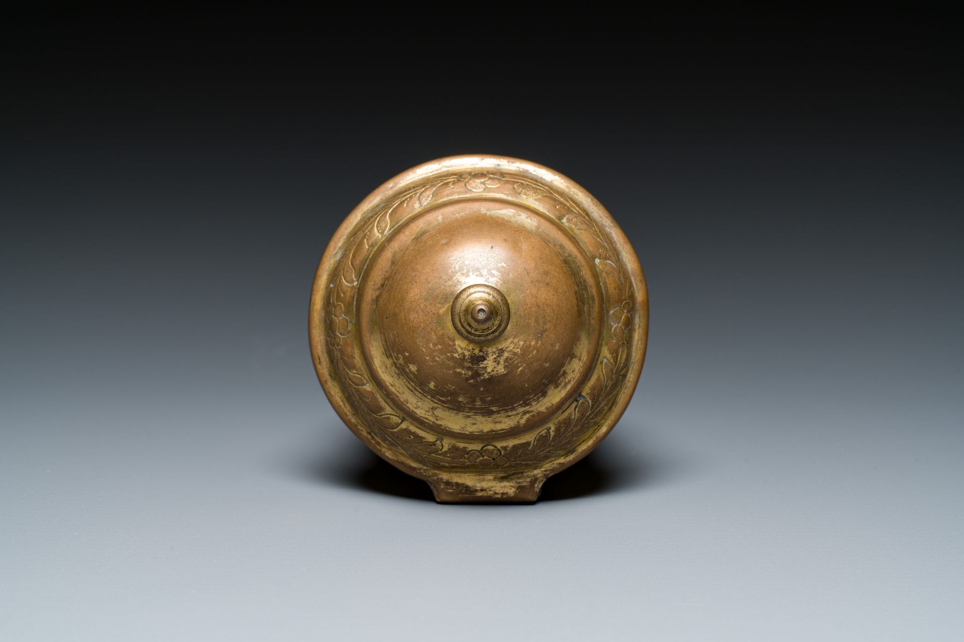 A gilt copper bowl and cover, 'tombak', Turkey, 18th C. - Image 7 of 9