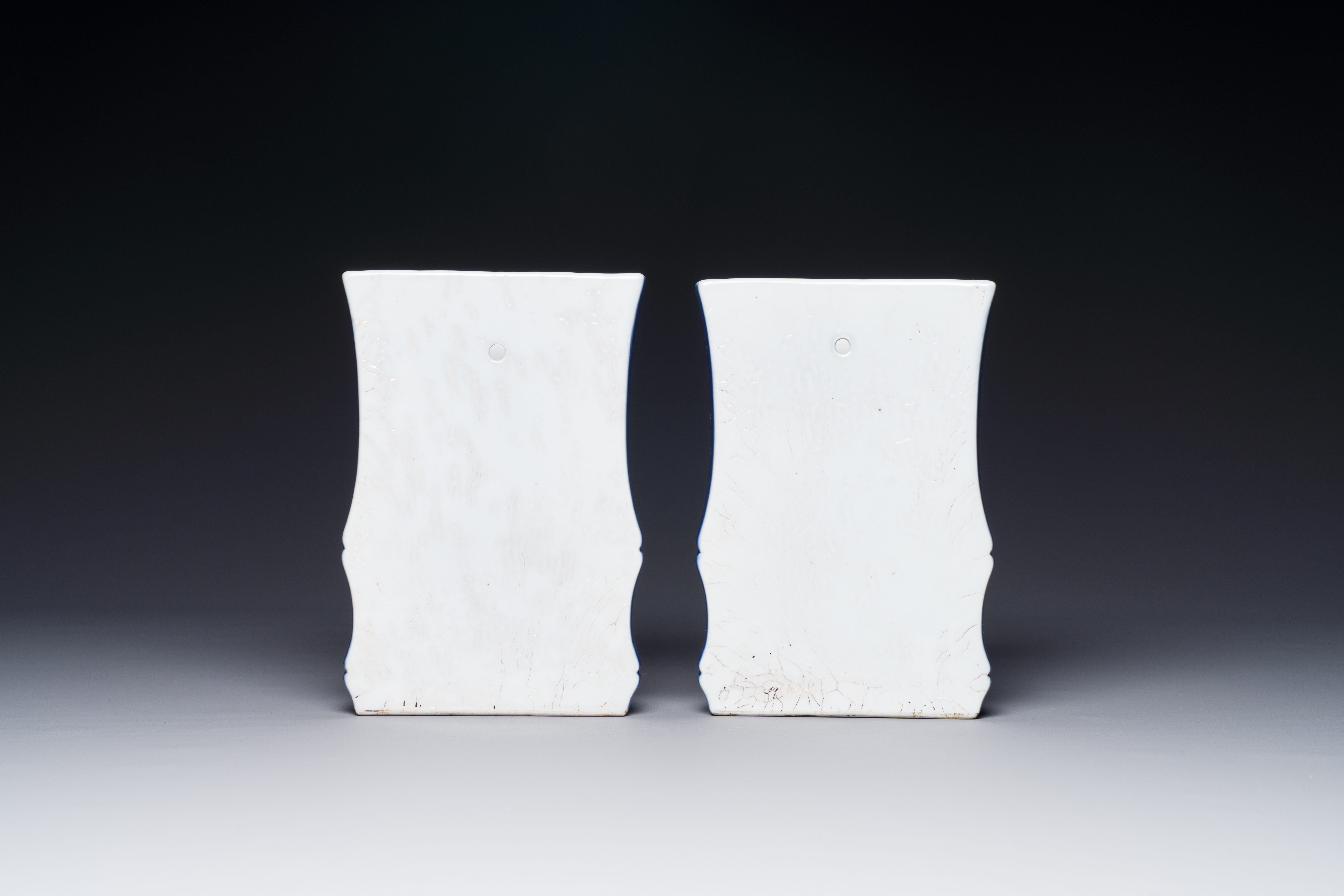 A pair of Chinese monochrome blue-glazed wall pocket vases, 19/20th C. - Image 2 of 3