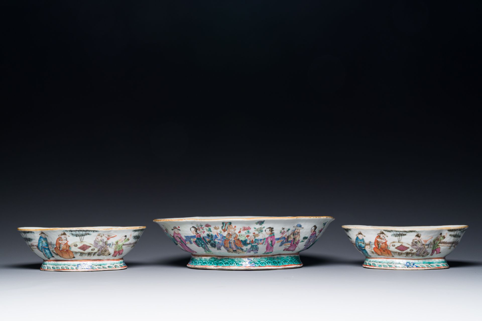 Three lobbed Chinese famille rose bowls, Yongzheng mark, 19th C. - Image 3 of 4