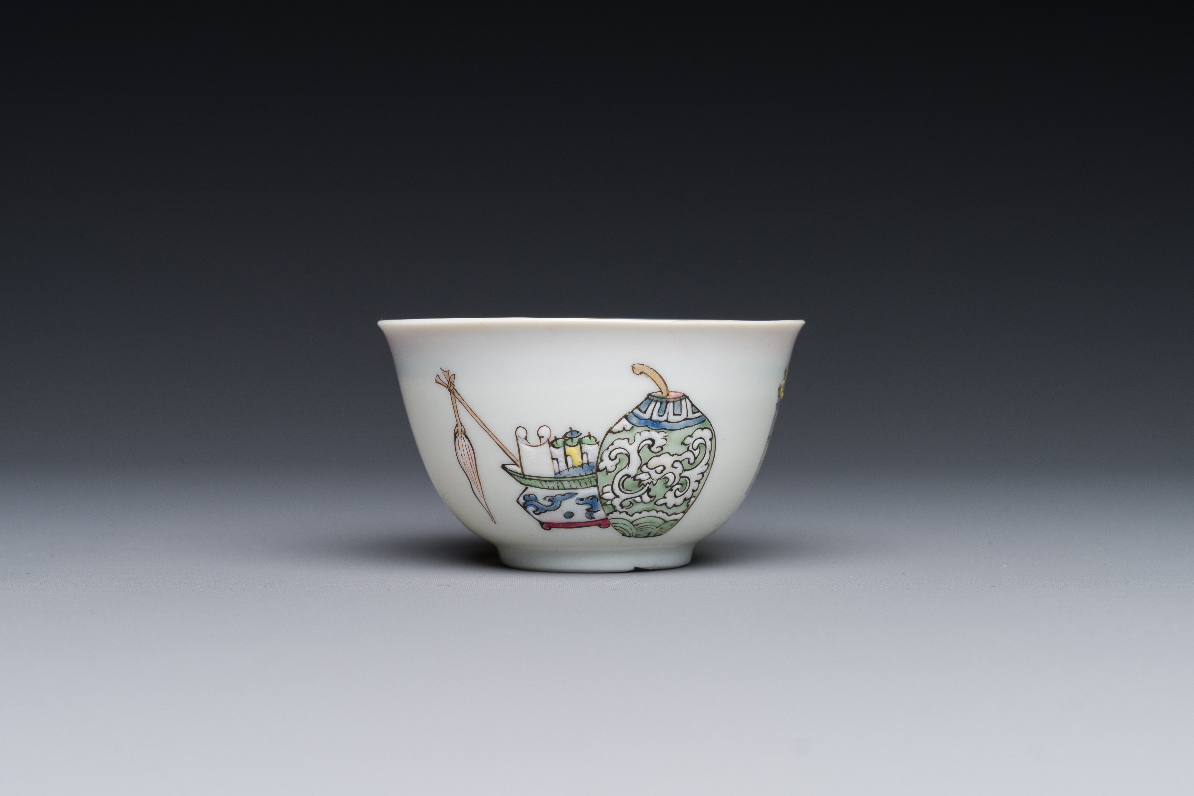 A Chinese famille rose cup and saucer with a court lady and a boy, Yongzheng - Image 5 of 6