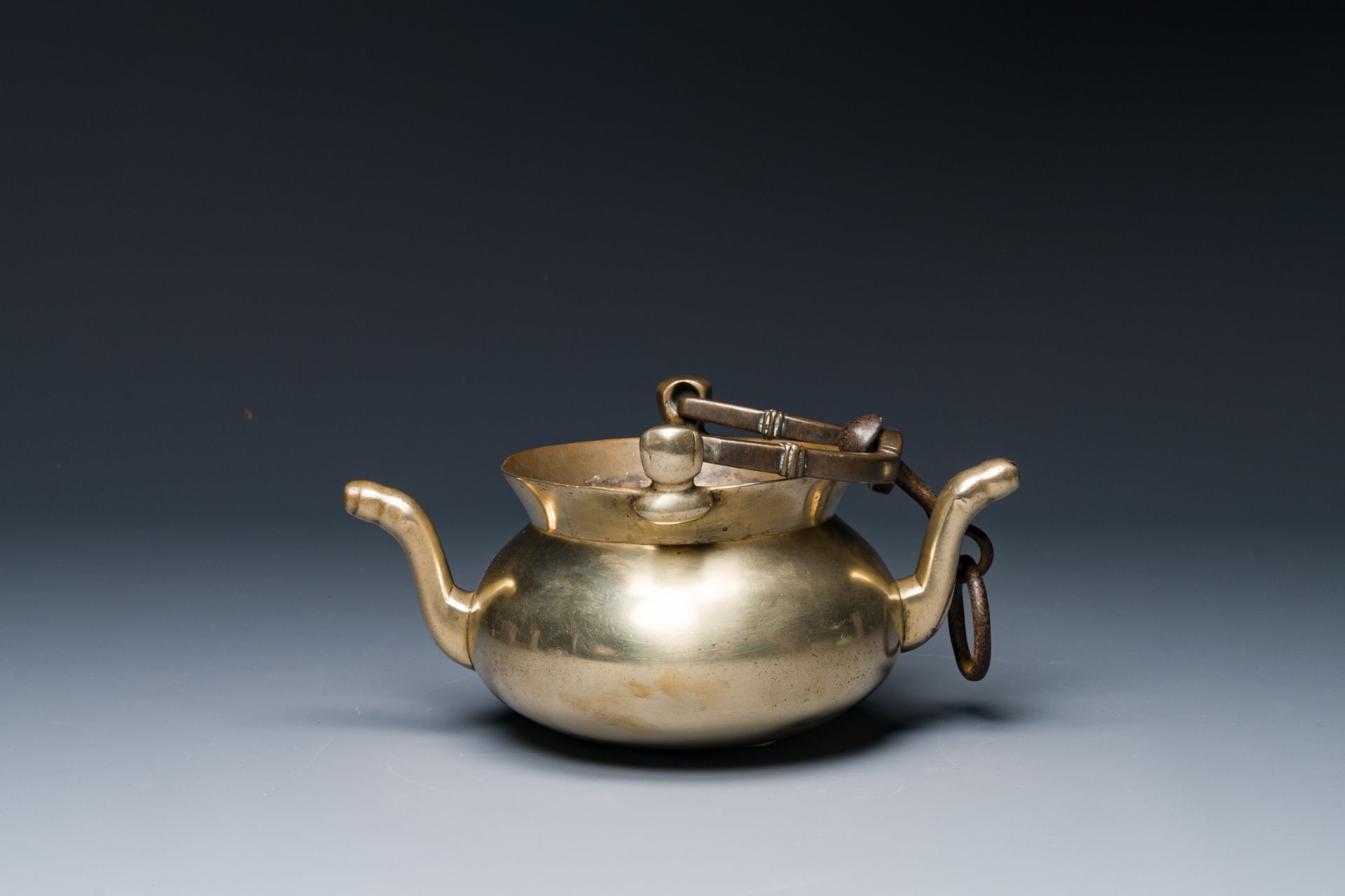 A bronze 'lavabo' or water bowl, Flanders, probably 15th C. - Image 3 of 6
