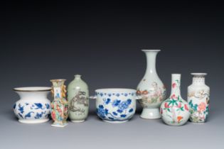 A varied collection of Chinese blue and white and famille rose porcelain, 18th C. and later
