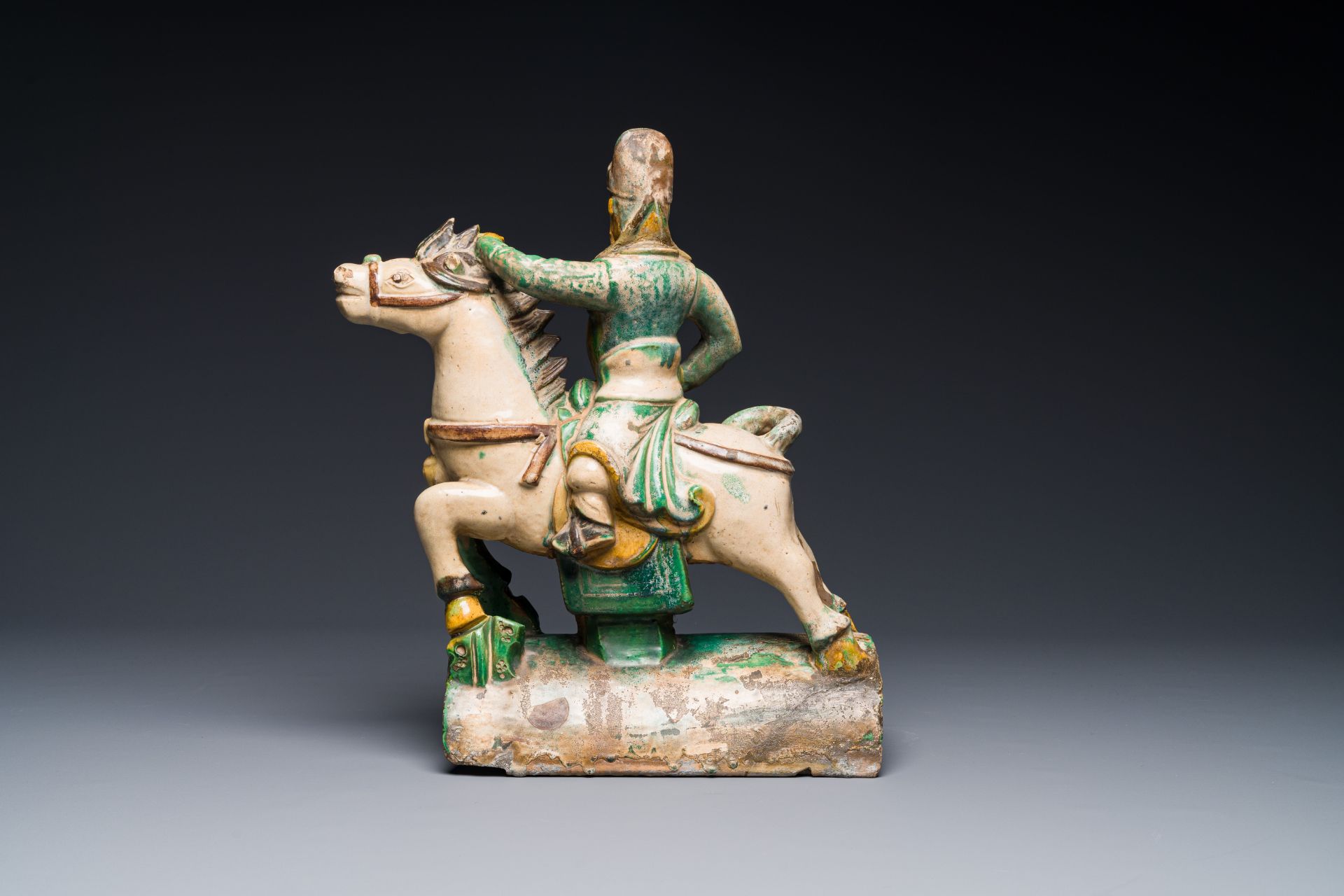 A Chinese sancai roof tile in the shape of a warrior on horseback, Ming - Image 3 of 5