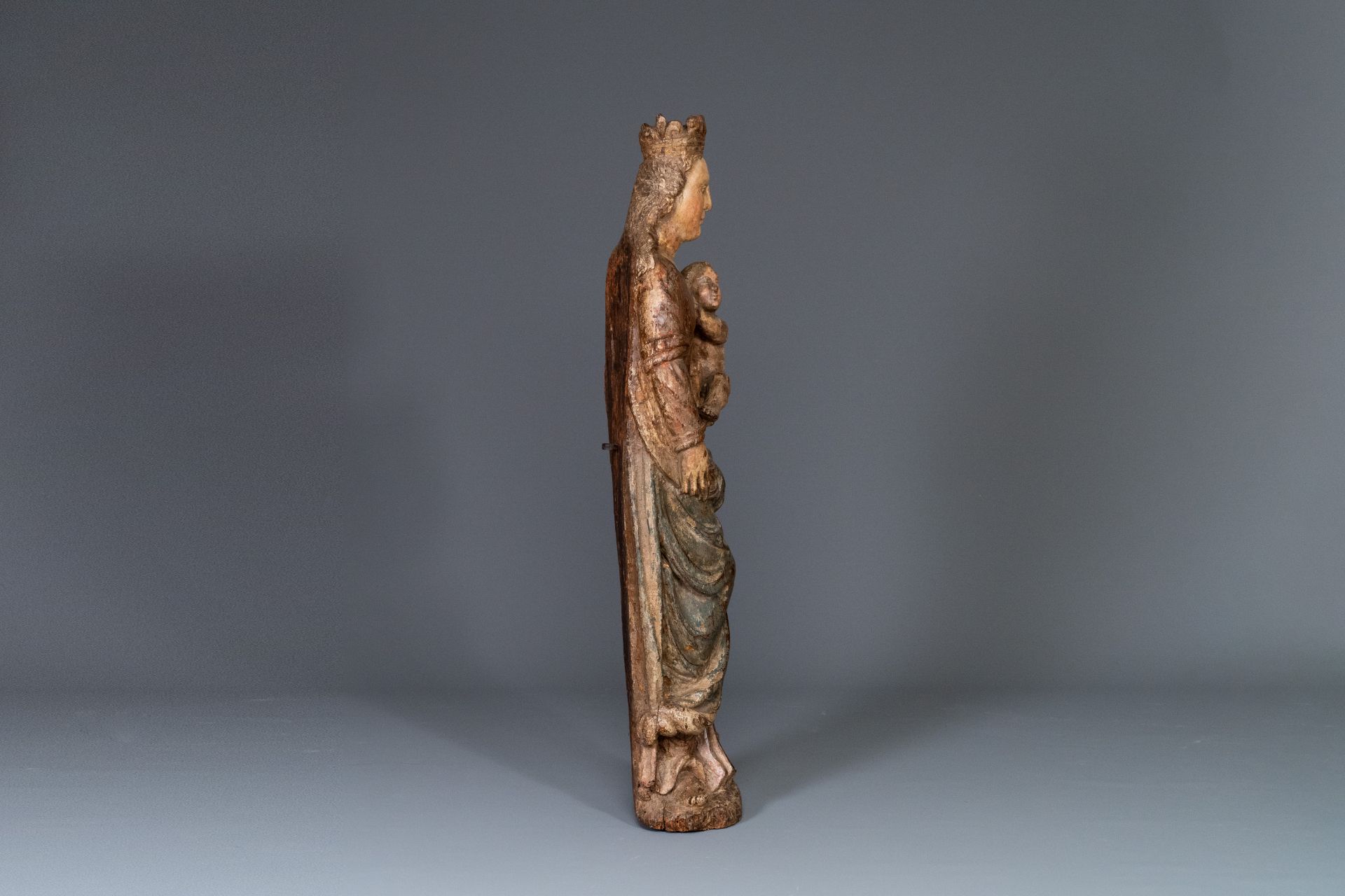 A polychromed carved oak figure of a Madonna and Child, France, 2nd half of 16th C. - Image 9 of 16