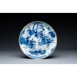 A Chinese blue and white dish with warriors on horseback, 19th C.