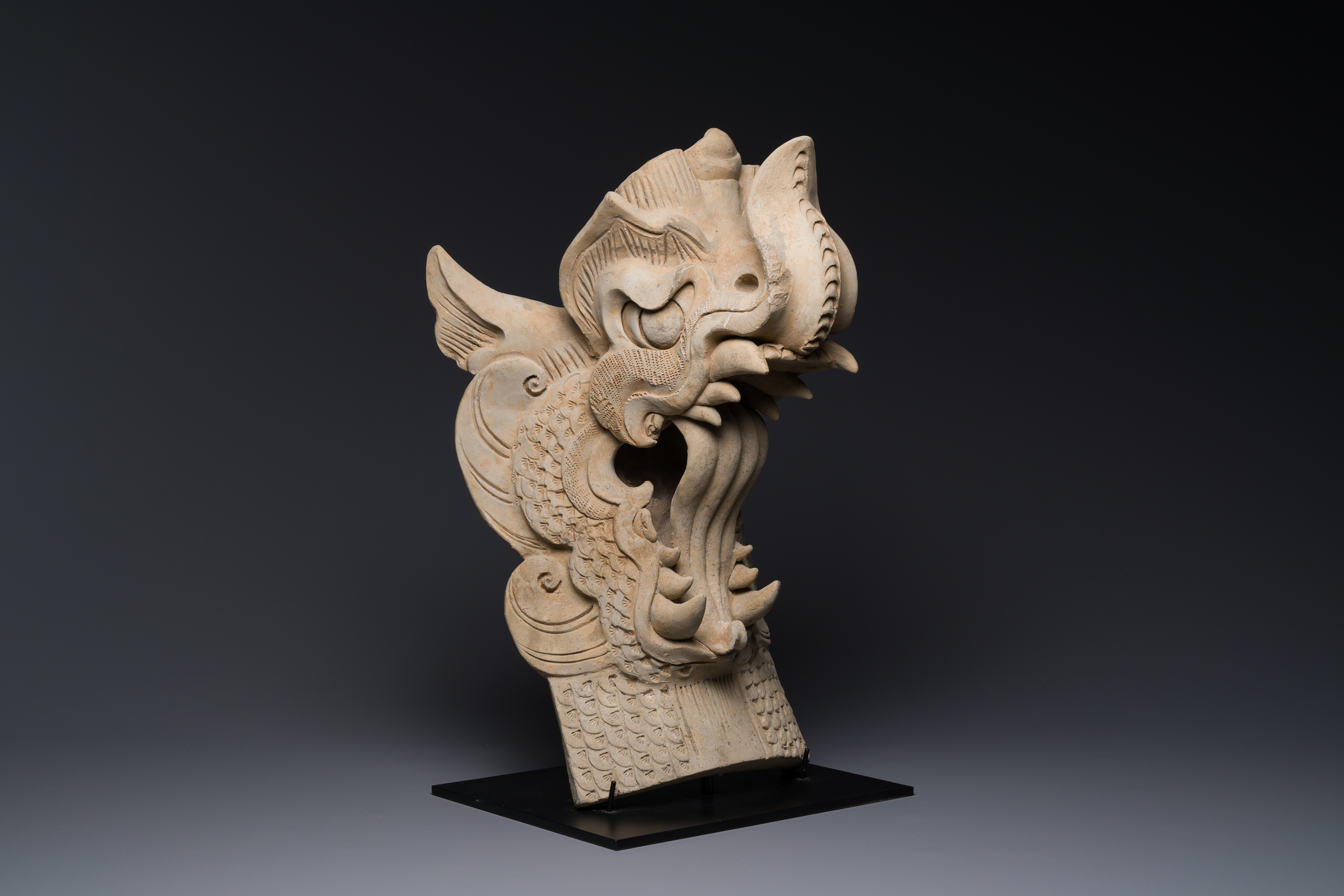 A Chinese pottery dragon head architectural tile, Song/Jin - Image 19 of 27