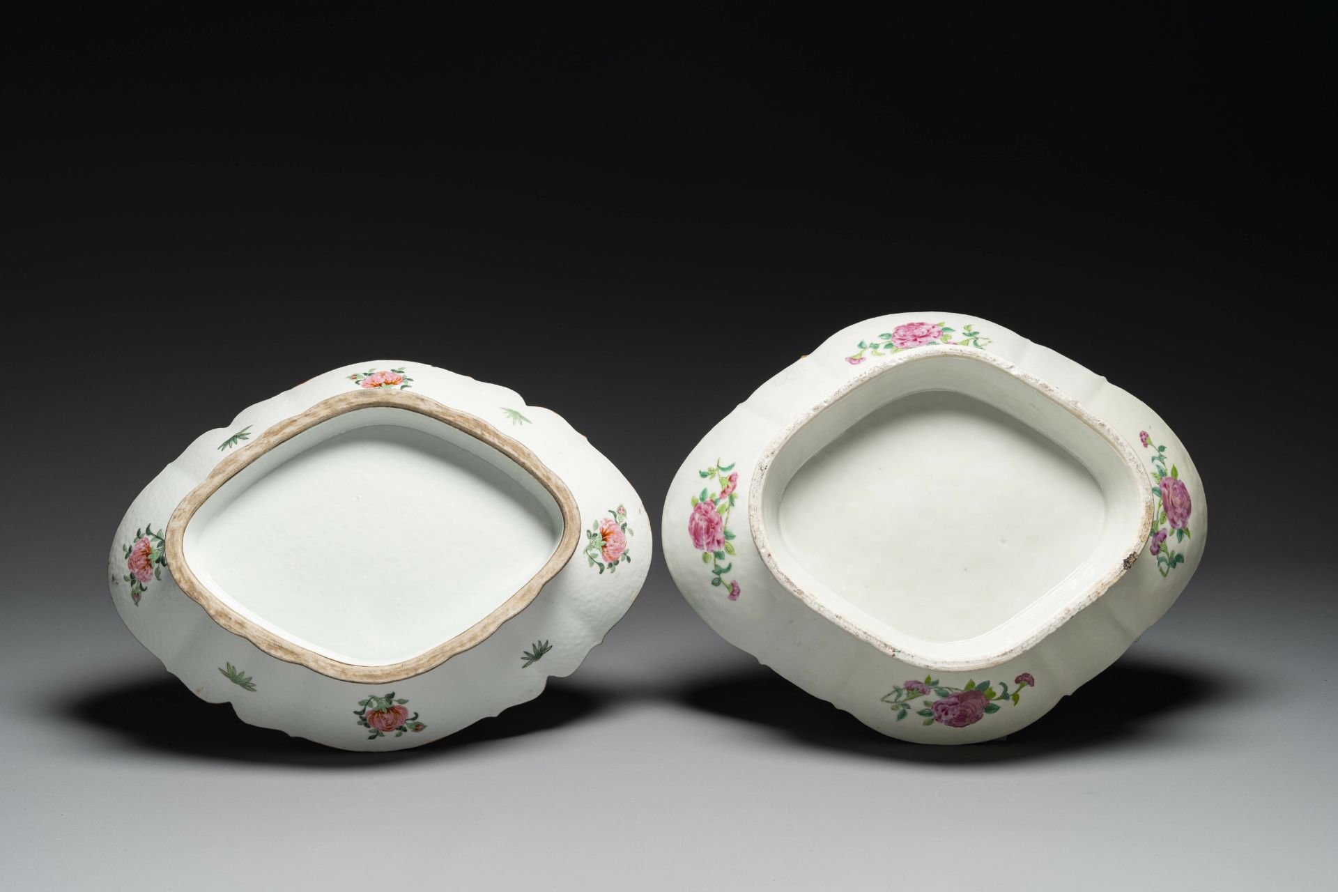 Two oval Chinese Canton famille rose tazzas, 19th C. - Image 2 of 3