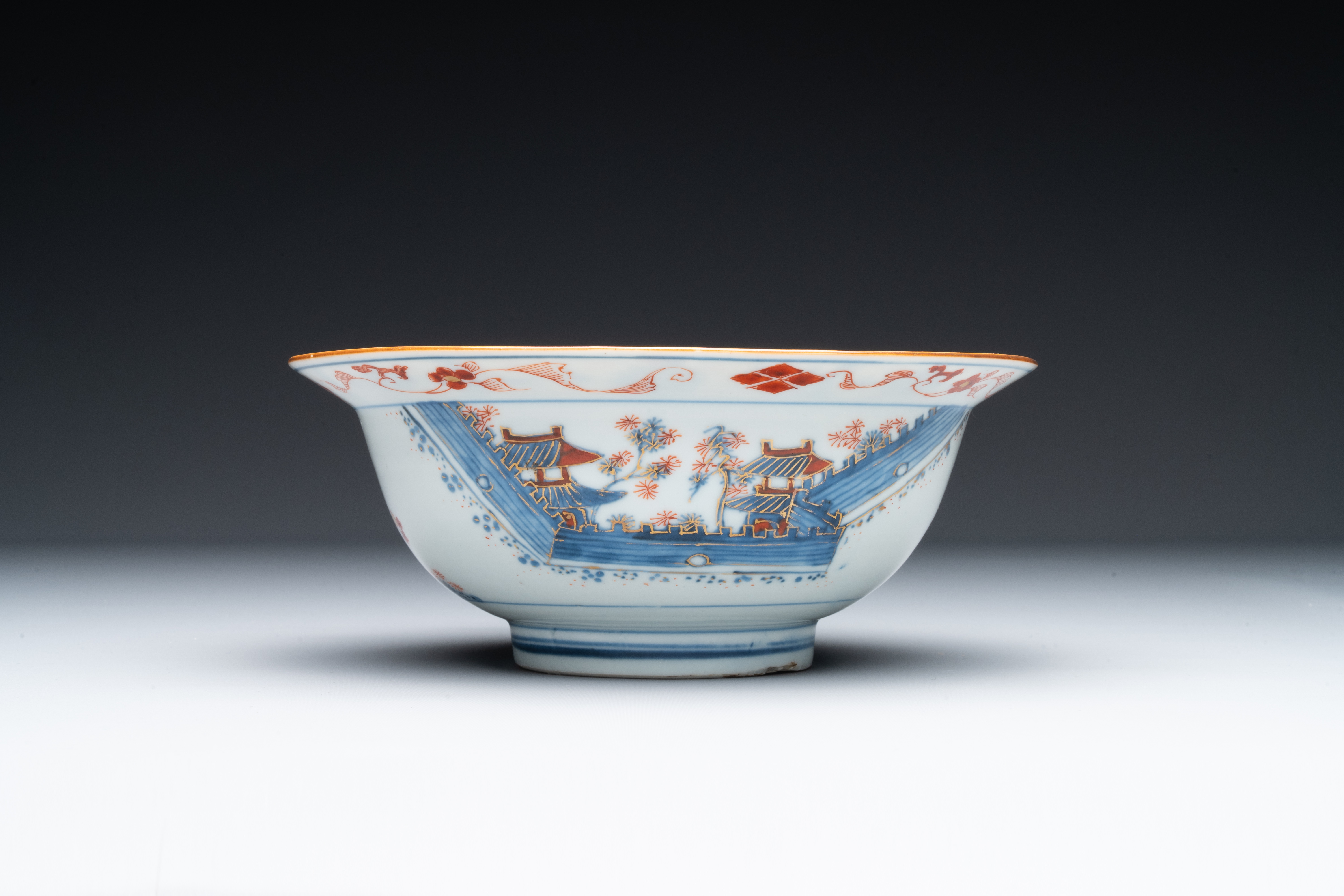 A Chinese Imari-style 'klapmuts' bowl with landscape design, ex-collection of August the Strong, Kan - Image 2 of 4