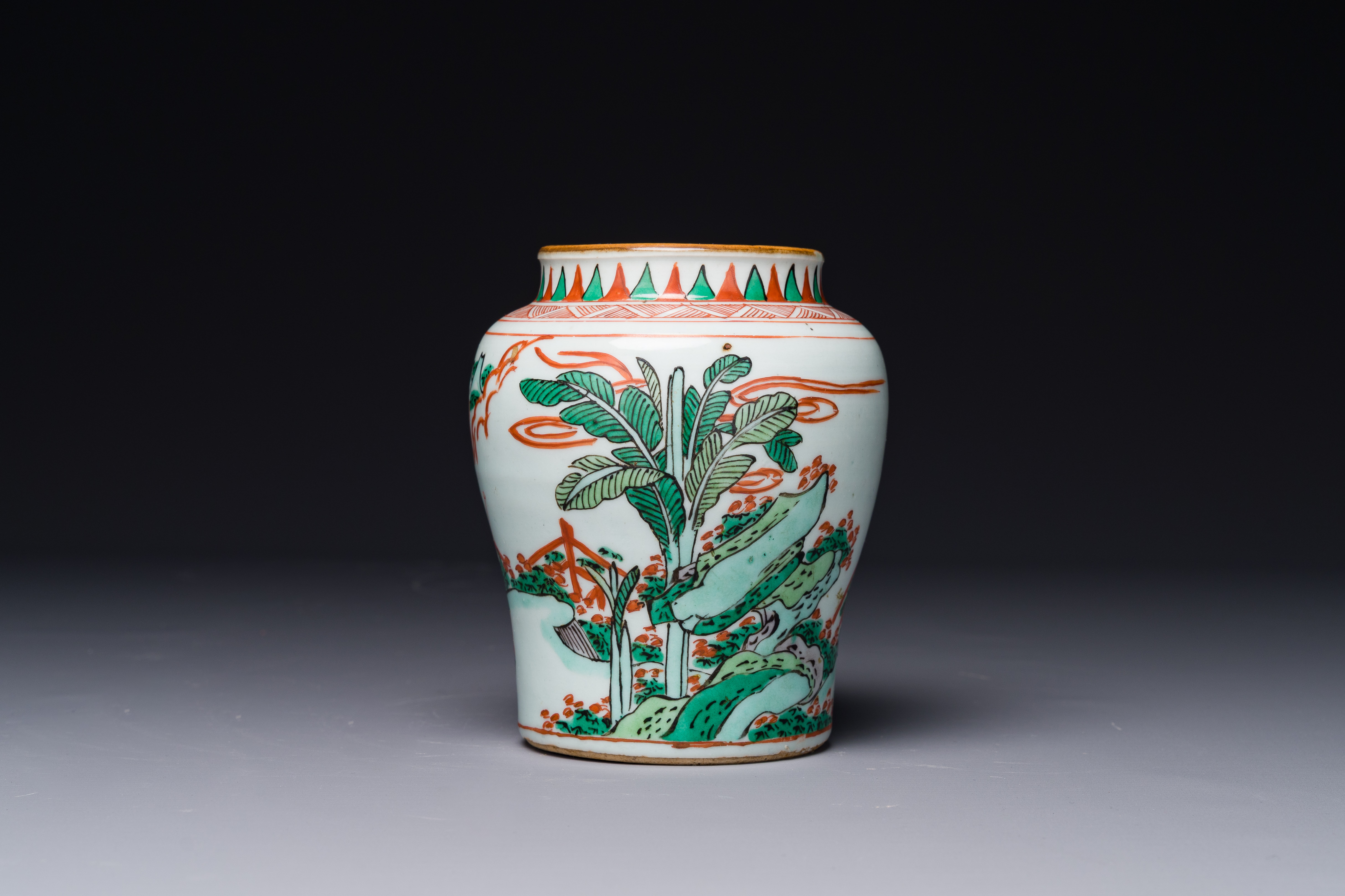 A small Chinese wucai jar with figures in a landscape, Transition period - Image 4 of 6