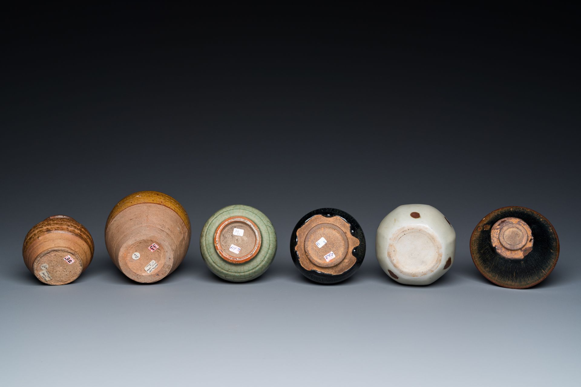 Five various Chinese monochrome-glazed vases and a bowl, Yuan and later - Image 7 of 7