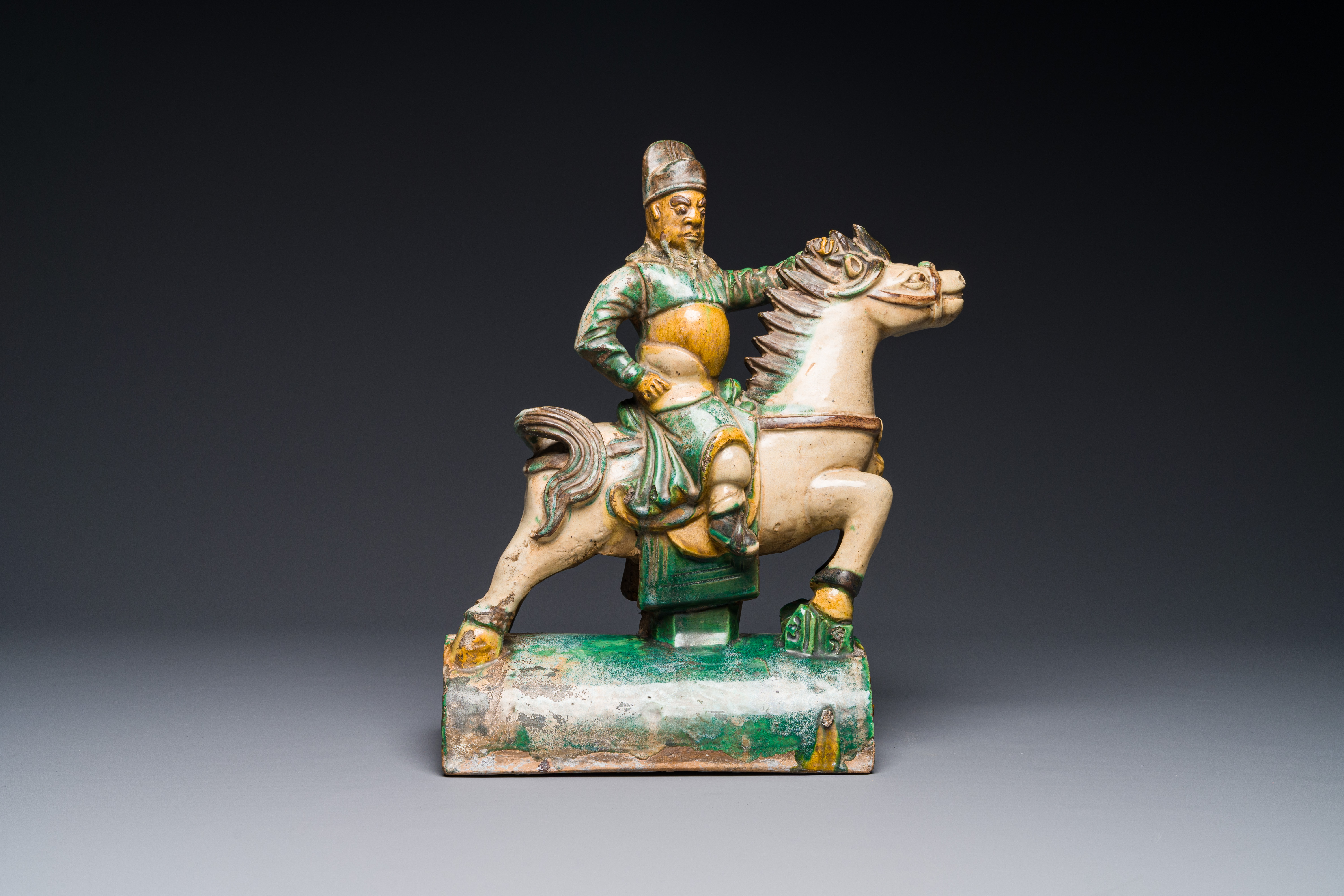 A Chinese sancai roof tile in the shape of a warrior on horseback, Ming - Image 2 of 5