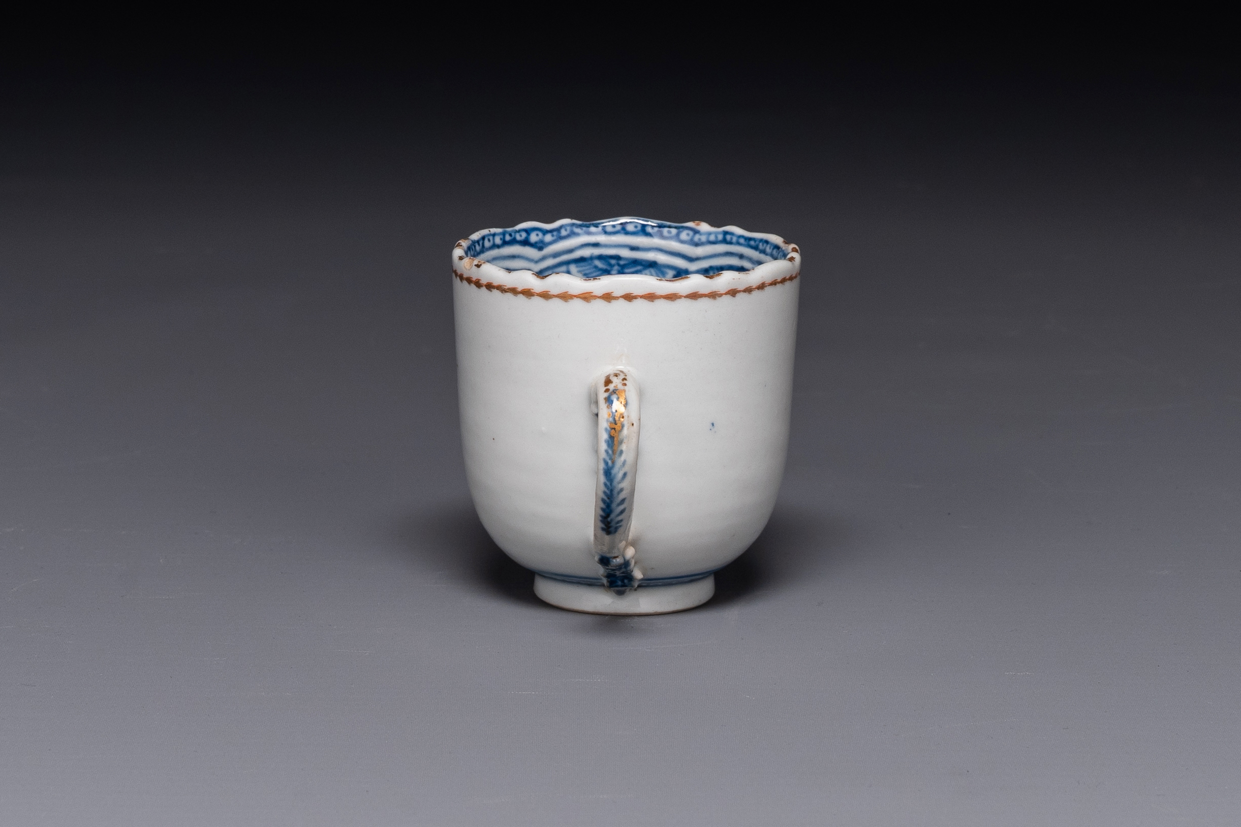 A Chinese famille rose armorial cup and saucer, Qianlong - Image 4 of 5