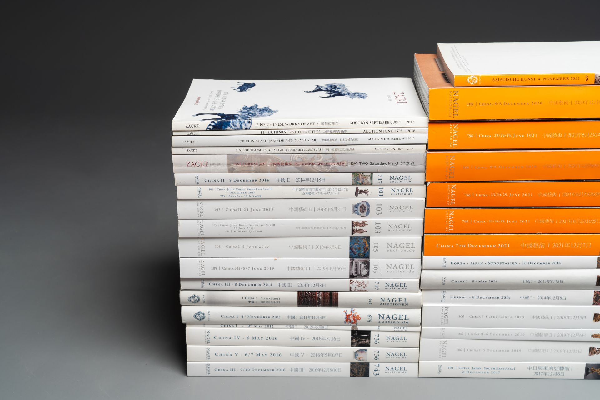 A varied collection of 54 auction catalogues on Chinese Art from Nagel and Zacke, 2010 and later - Bild 2 aus 5