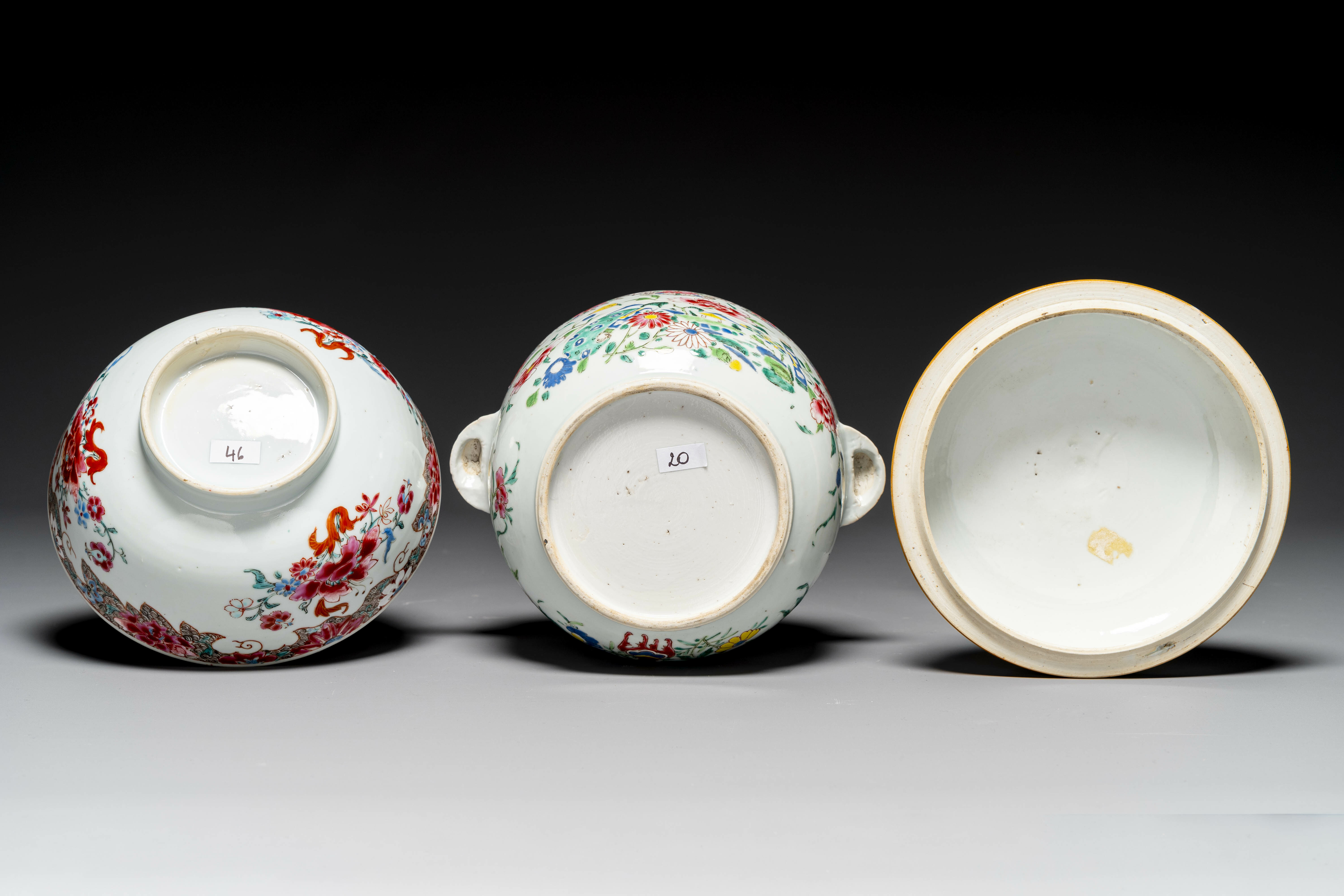 A Chinese famille rose bowl and a covered tureen, Yongzheng/Qianlong - Image 4 of 4
