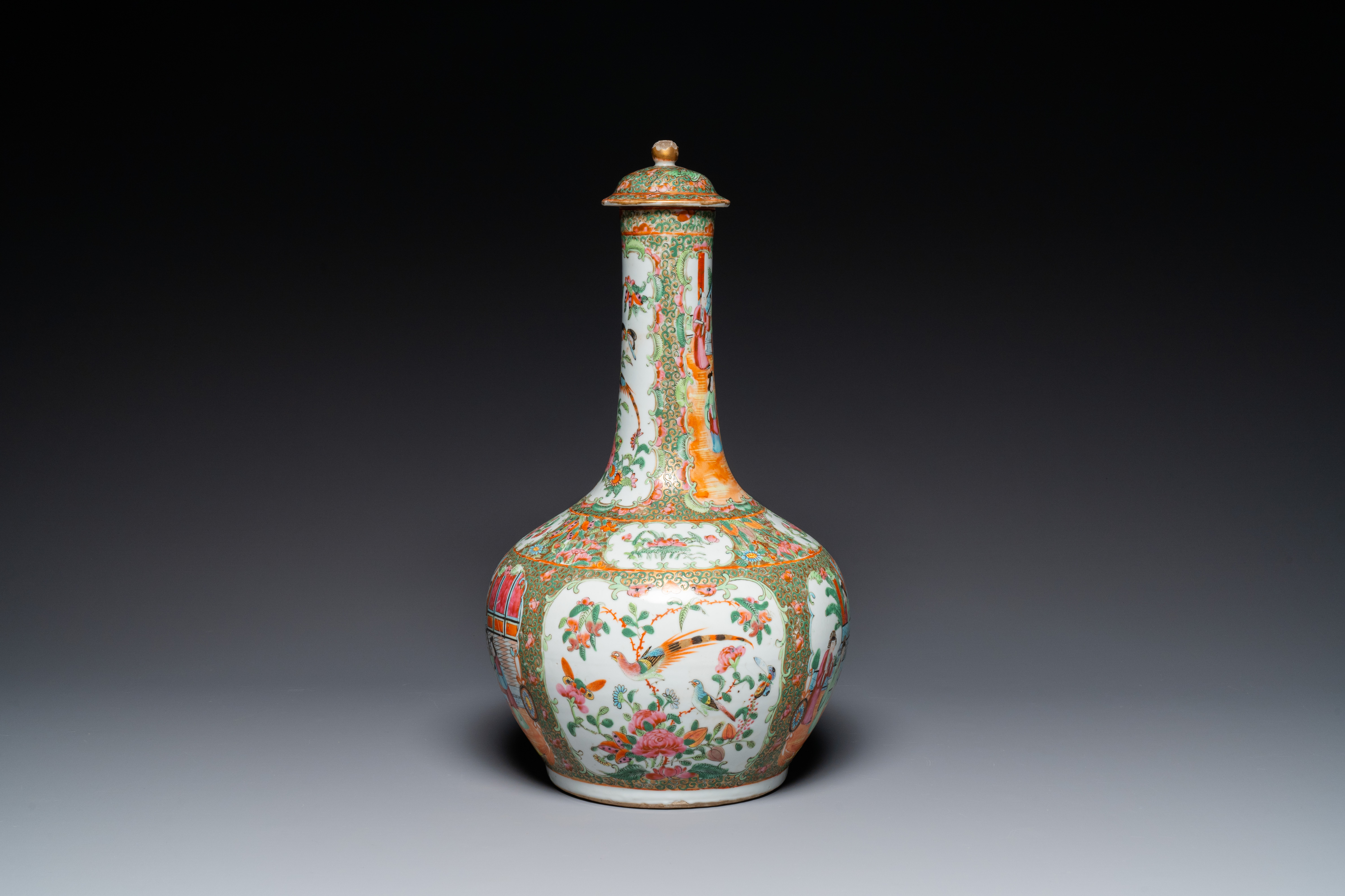 A Chinese Canton famille rose bowl and a covered bottle vase, 19th C. - Image 5 of 13