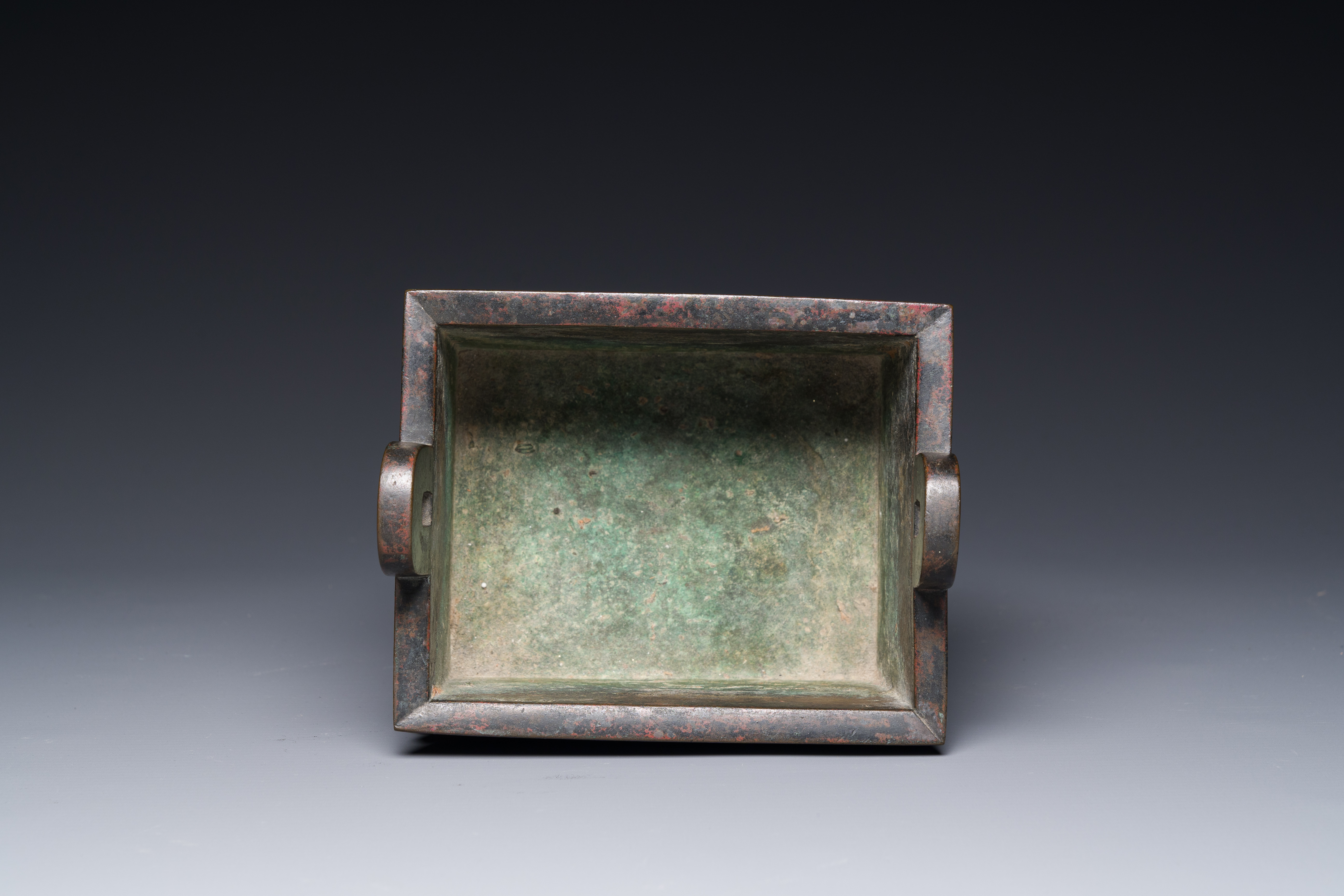 A Chinese Western Zhou-style rectangular bronze 'fangding' censer, Ming - Image 7 of 8