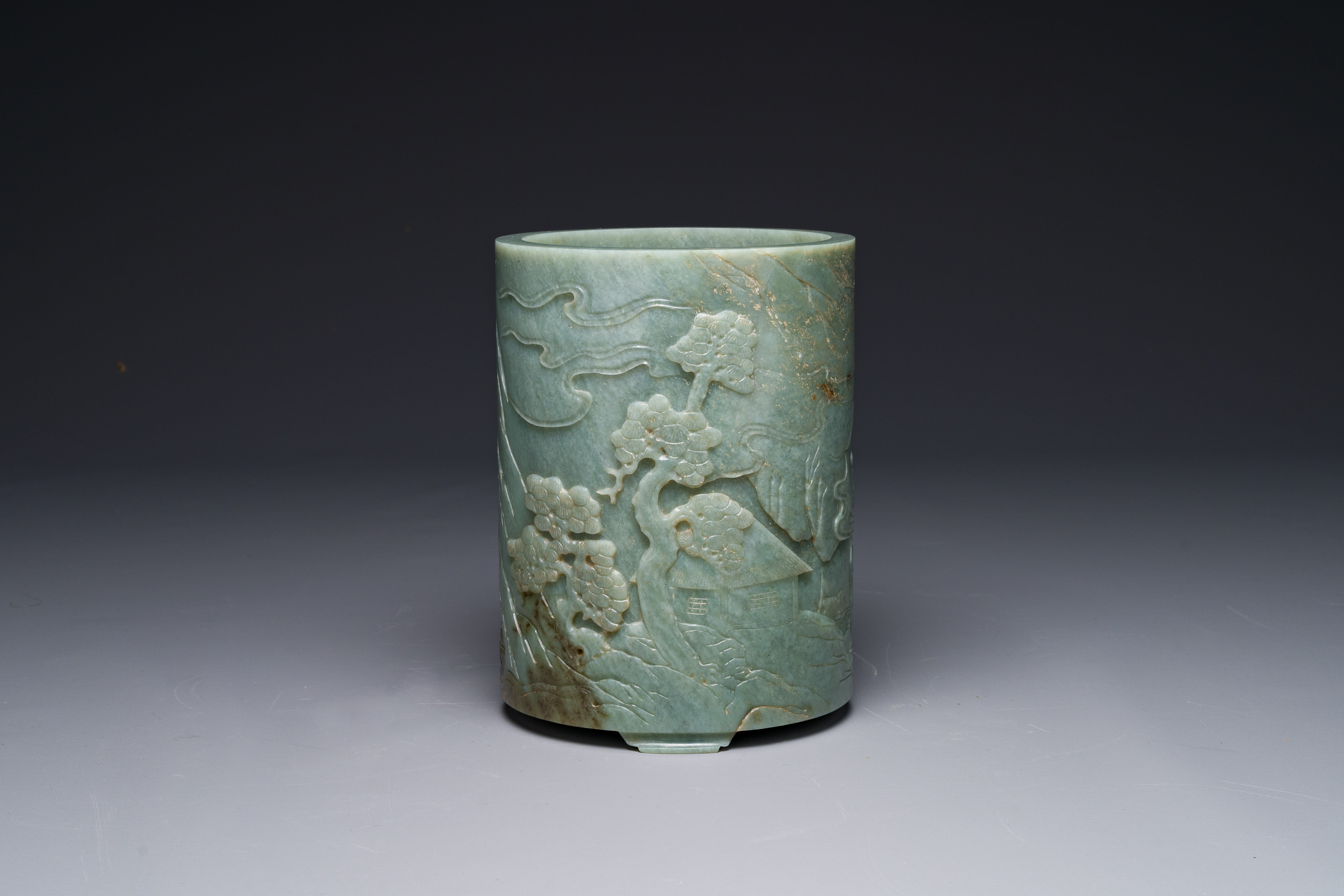 A Chinese spinach jade brush pot with relief design, 18th C. - Image 2 of 7
