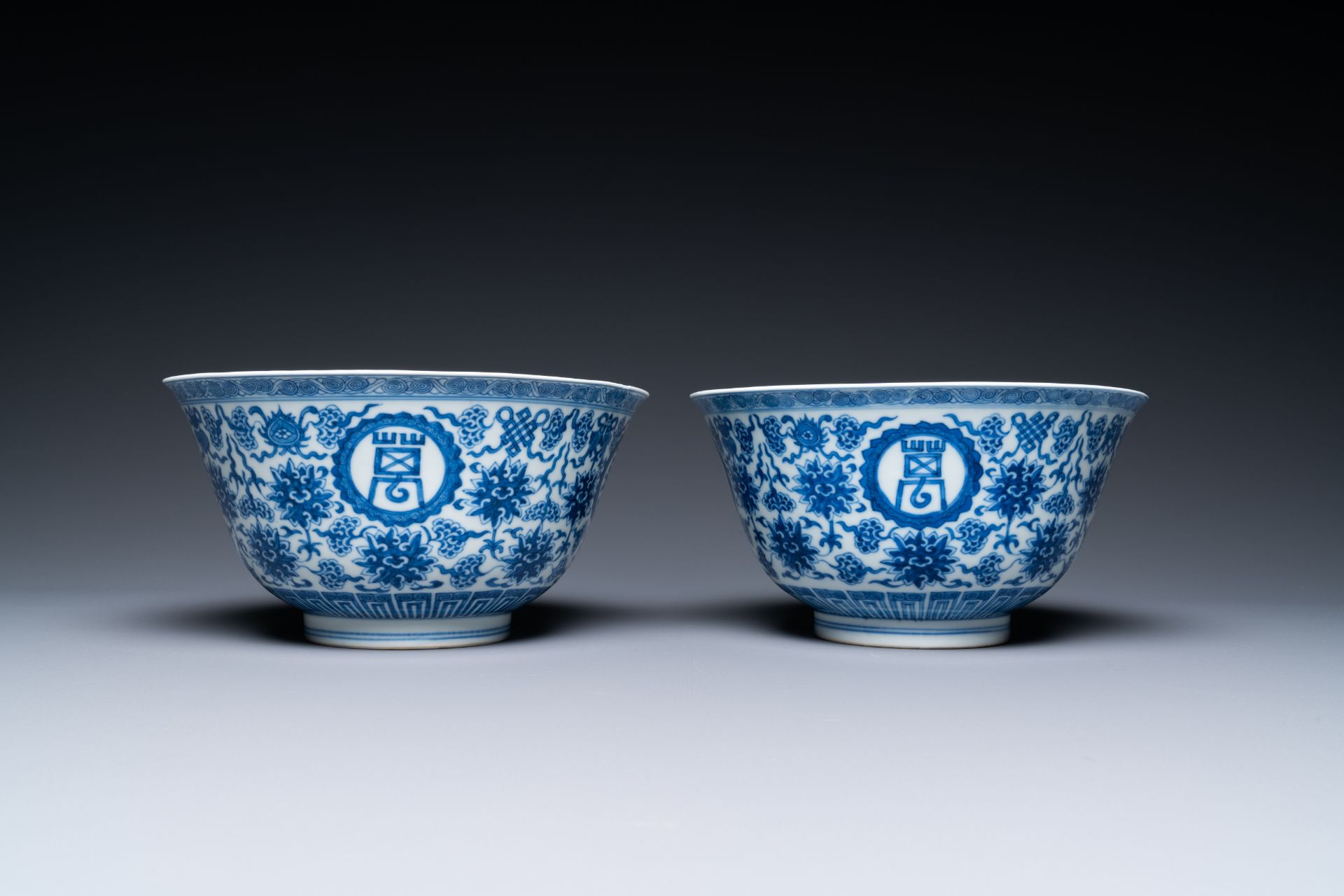 A pair of Chinese blue and white 'wan shou wu jiang' bowls, Qianlong mark and of the period - Bild 4 aus 40