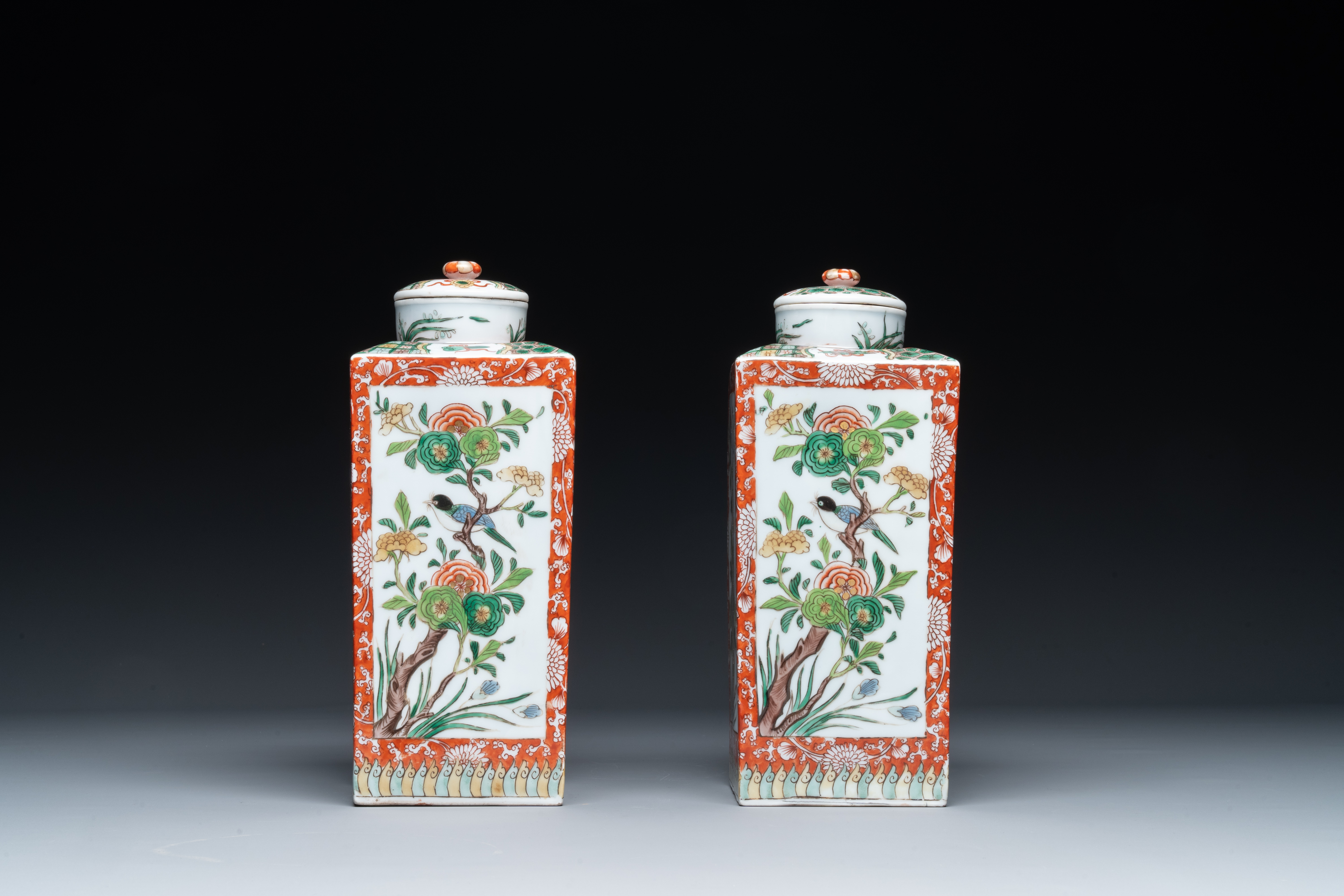 A Chinese blue and white bottle-shaped 'lotus scroll' vase and a pair of square famille verte flasks - Image 3 of 9