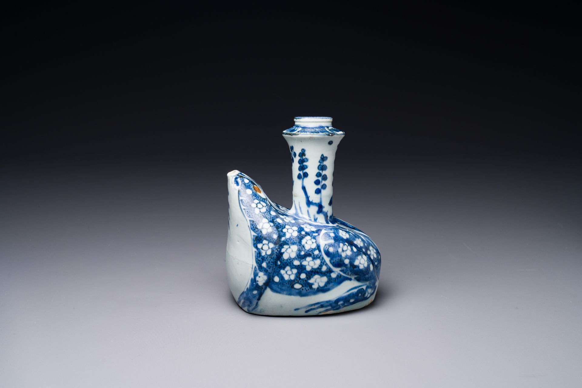 A Chinese blue and white 'frog' kendi, Wanli