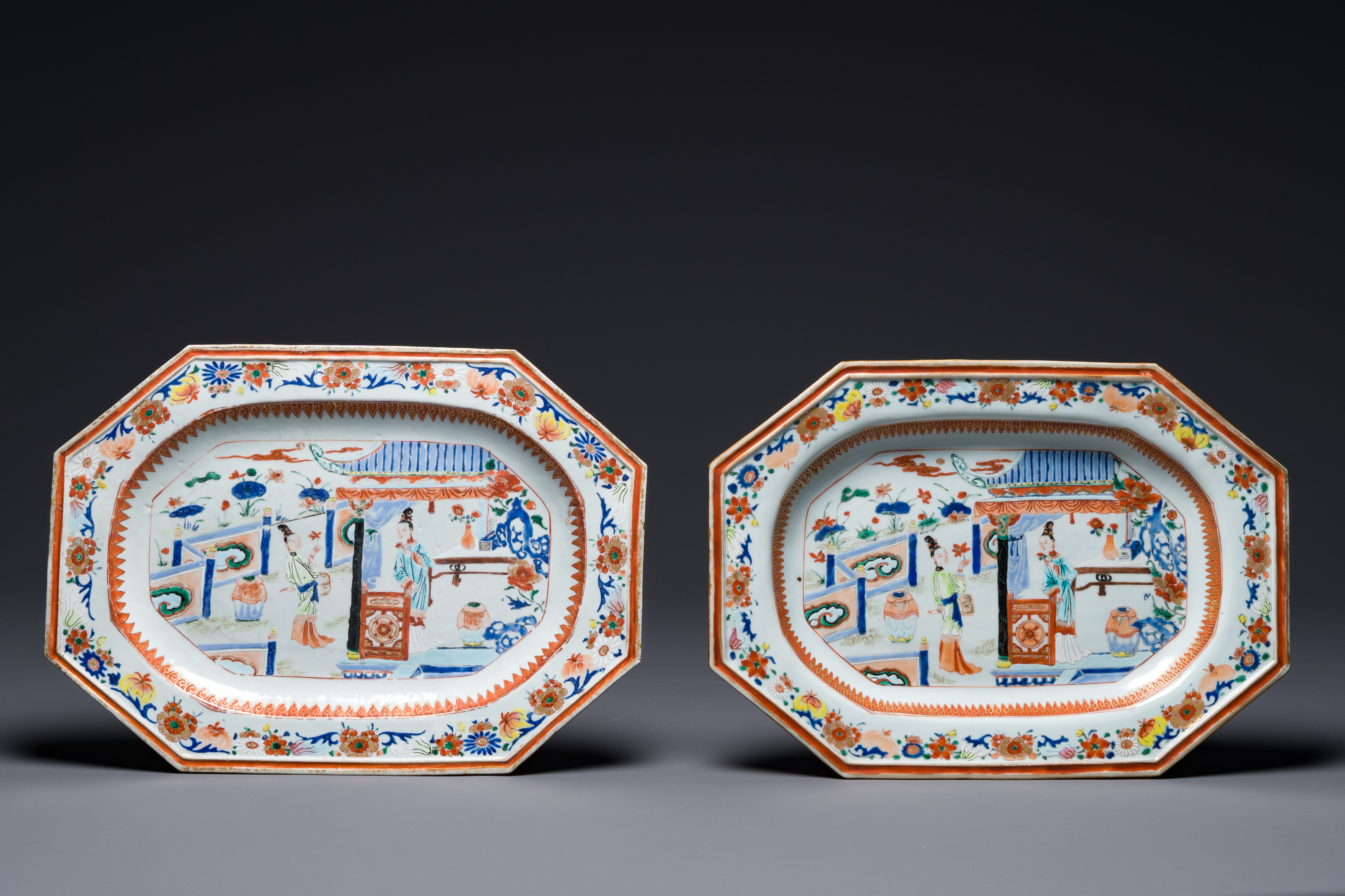 A pair of octagonal Chinese blue and white 'Xi Xiang Ji' dishes and a pair of famille rose dishes, Y - Image 5 of 6