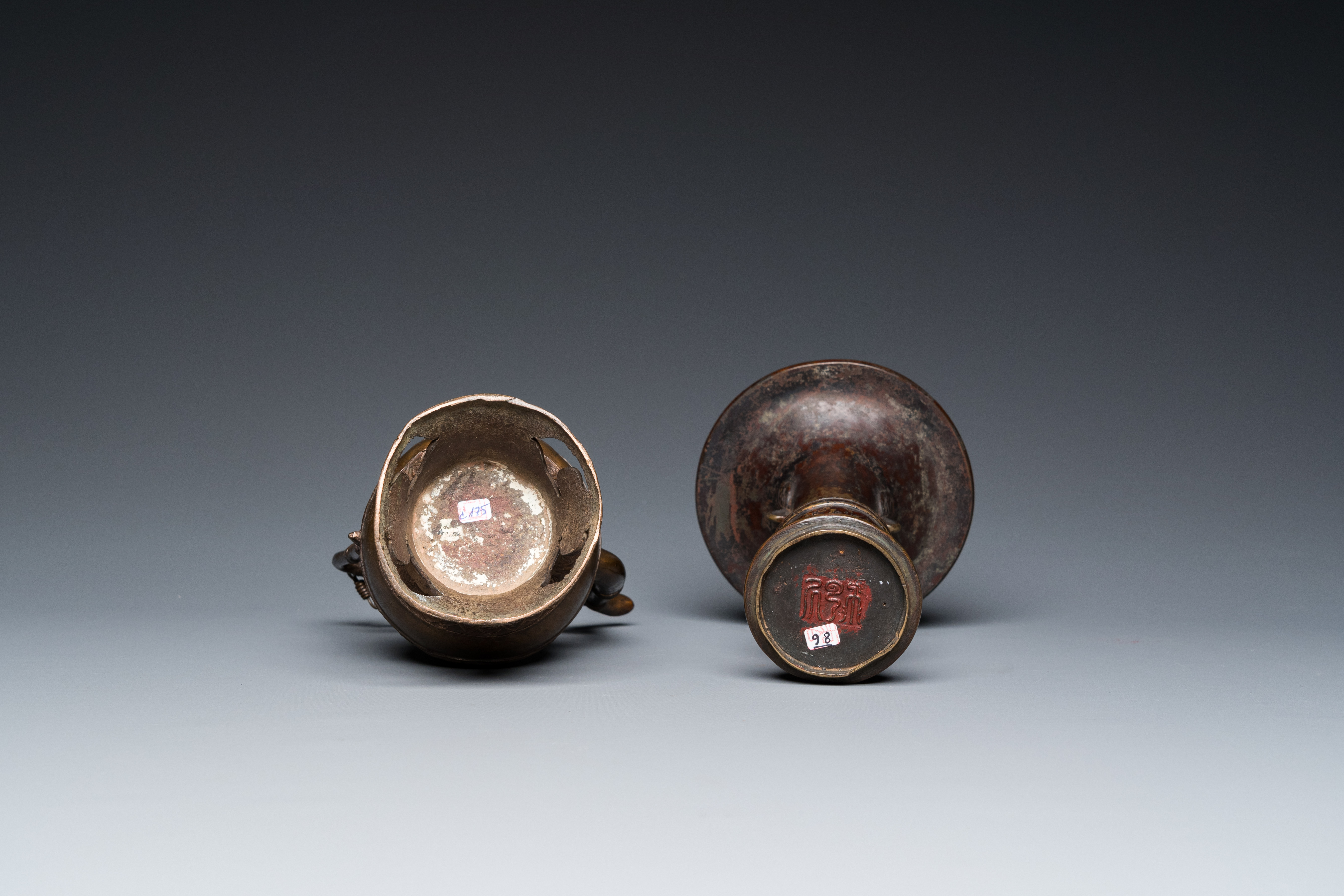 A Chinese bronze 'gu' vase and a bronze ewer and cover for the Islamic market, Ming - Image 24 of 24