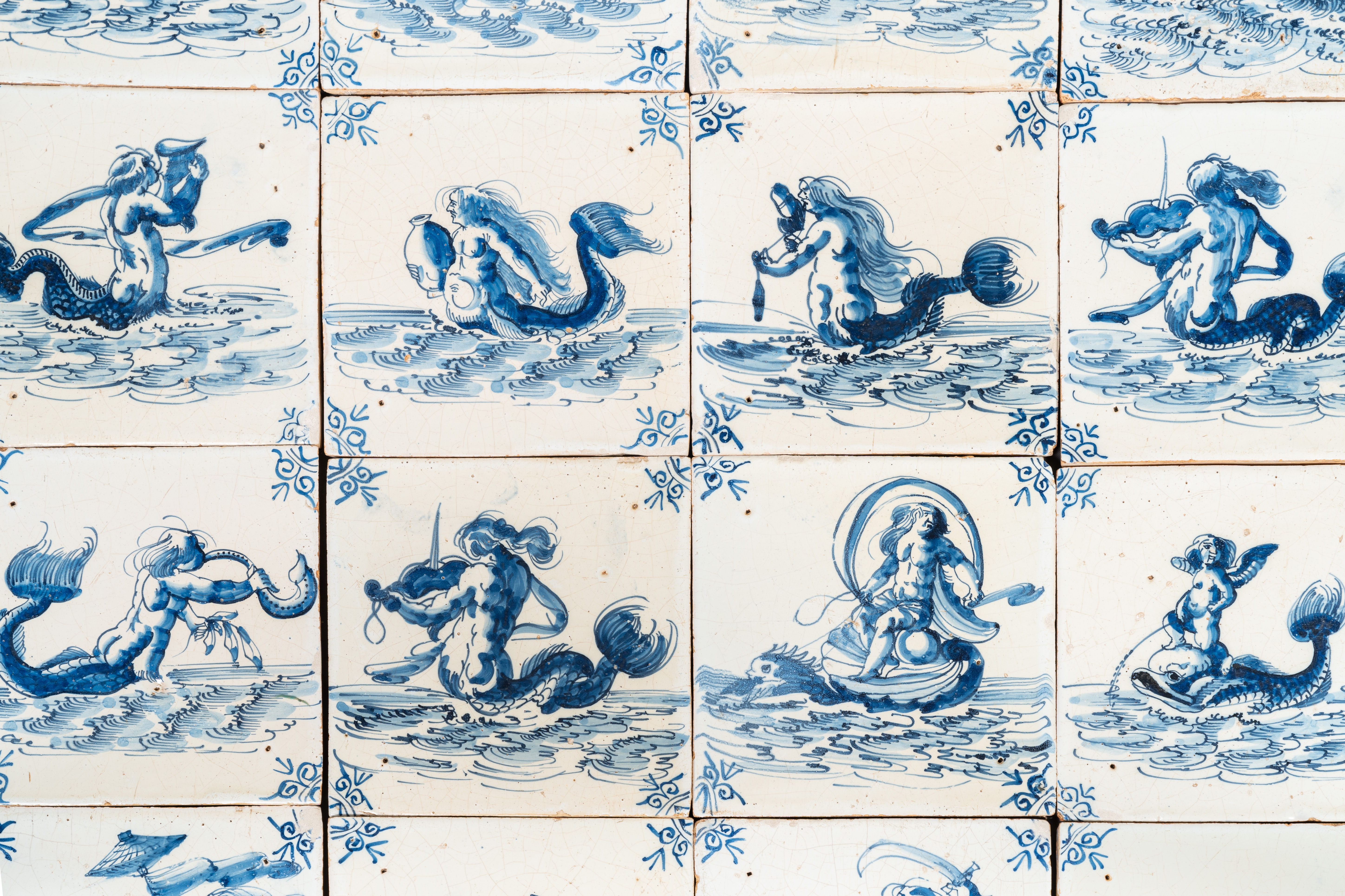 An exceptional set of 25 Dutch Delft blue and white tiles with fine sea monsters, Harlingen, Friesla - Image 2 of 4