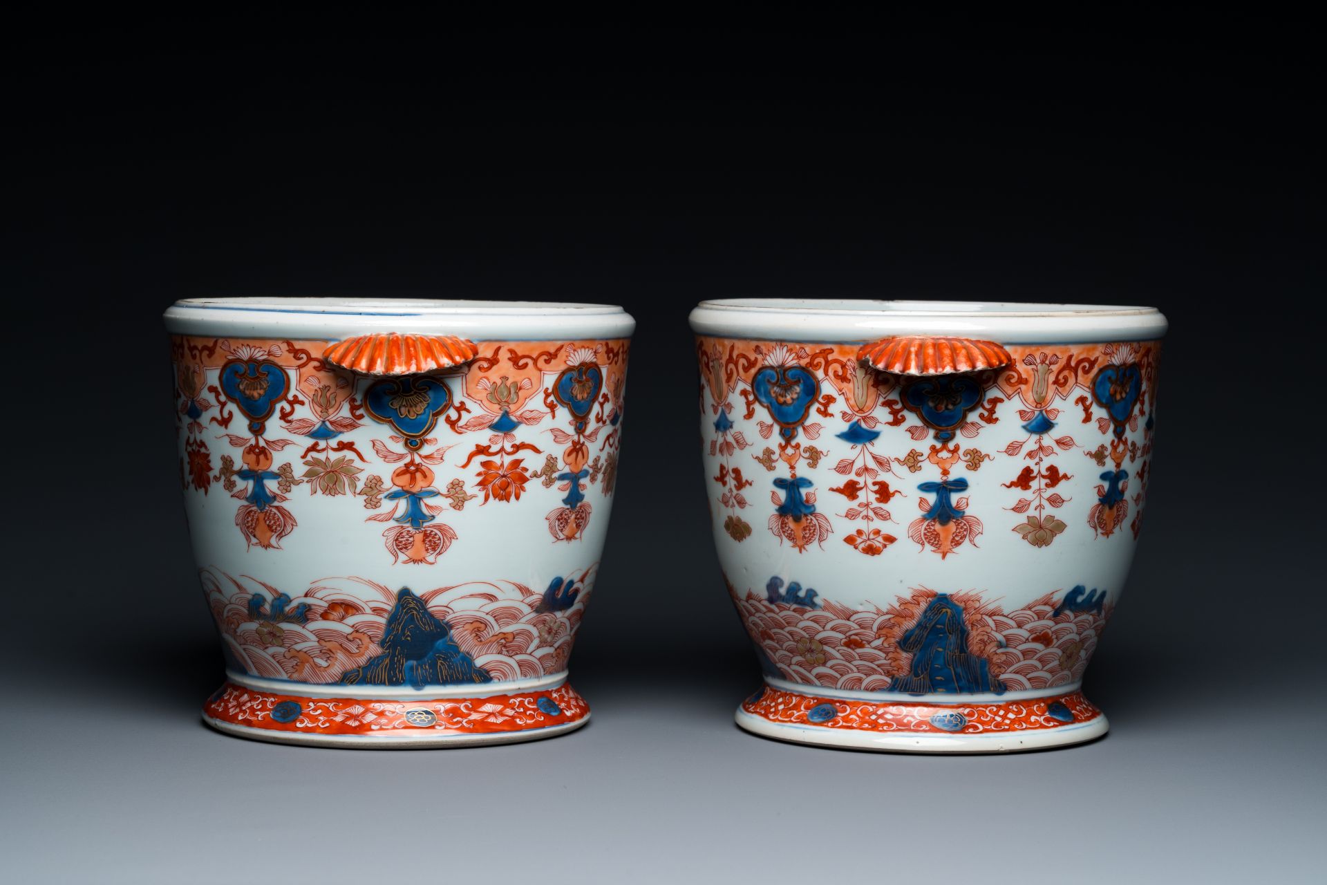 A pair of Chinese Imari-style wine bottle coolers, Qianlong - Bild 5 aus 21