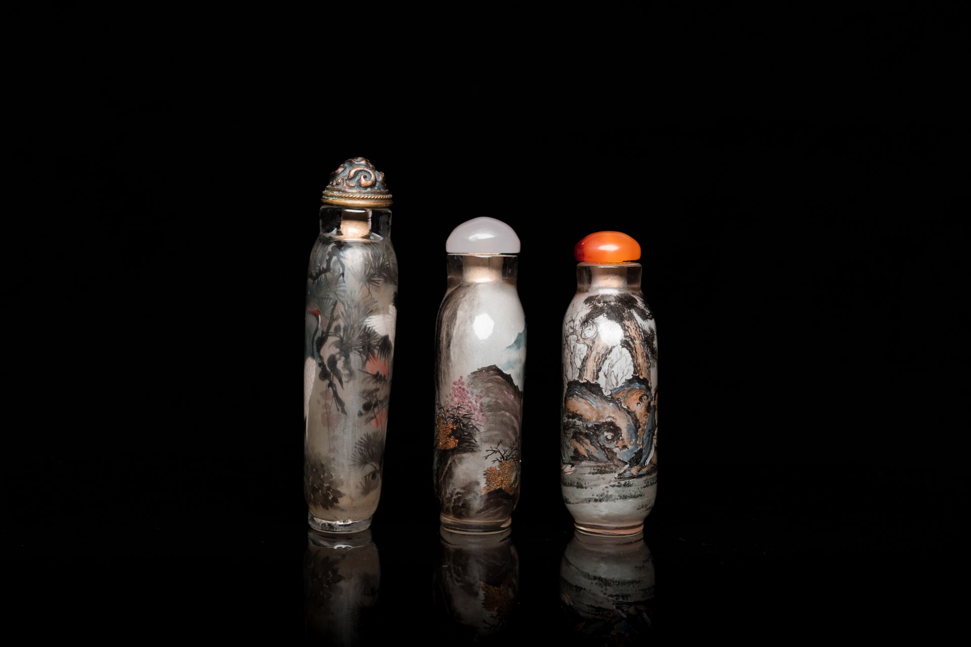 Three Chinese inside-painted glass snuff bottles, 20th C. - Image 3 of 7