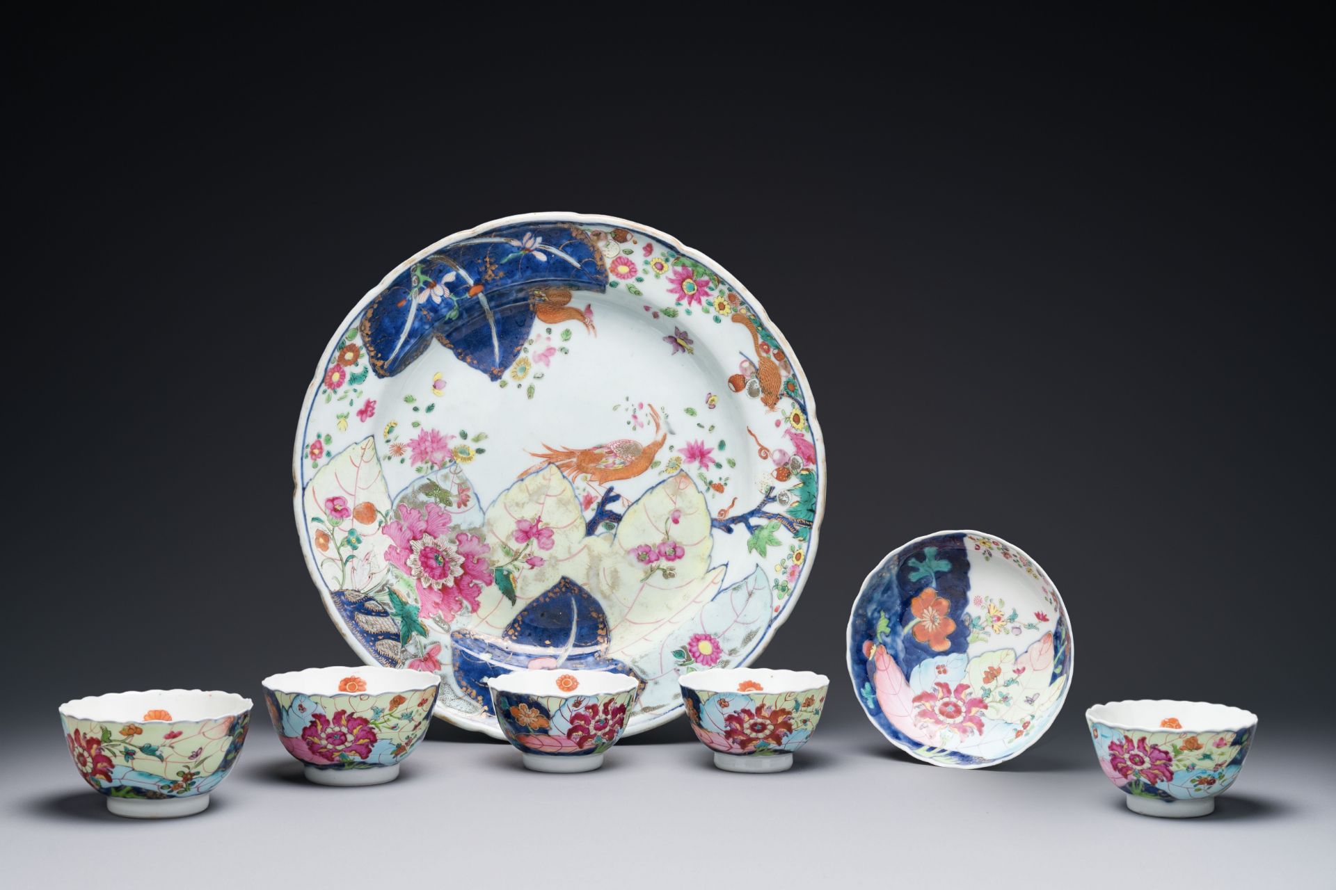 A collection of seven pieces of Chinese famille rose 'tobacco leaf' wares, Qianlong