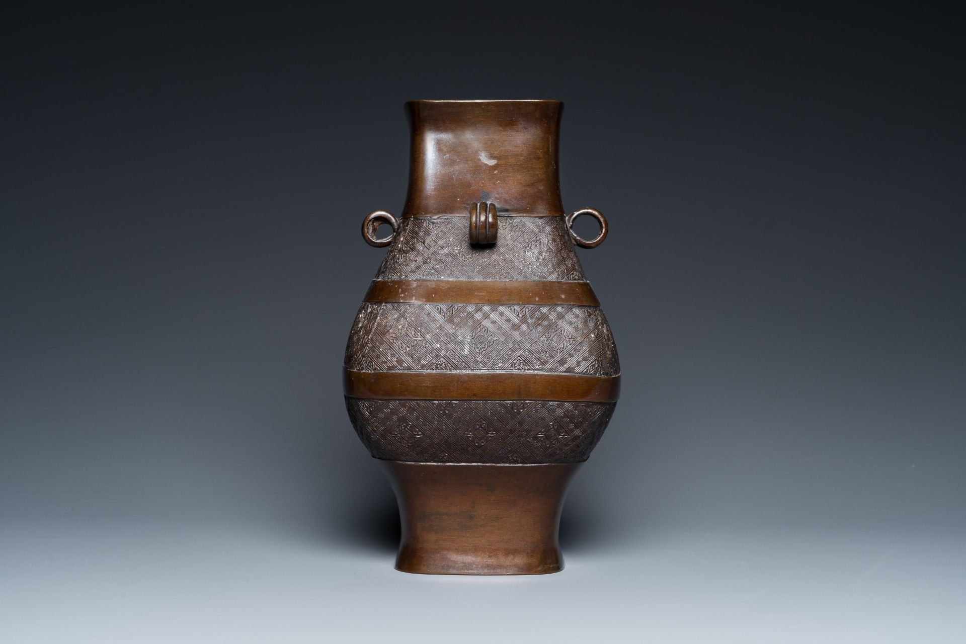 A Chinese archaistic bronze 'fanghu' vase, Ming - Bild 16 aus 24
