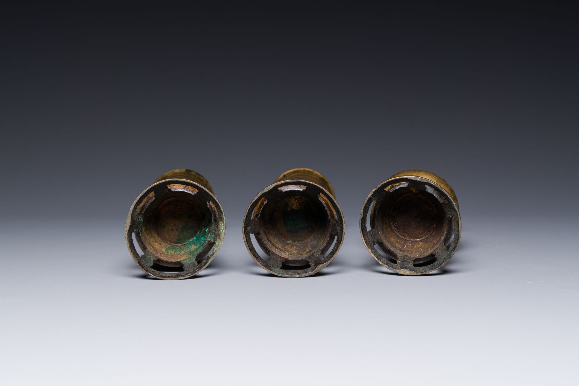 Two Chinese bronze censers, one with stand and three vases, Xuande mark, 19/20th C. - Image 4 of 5