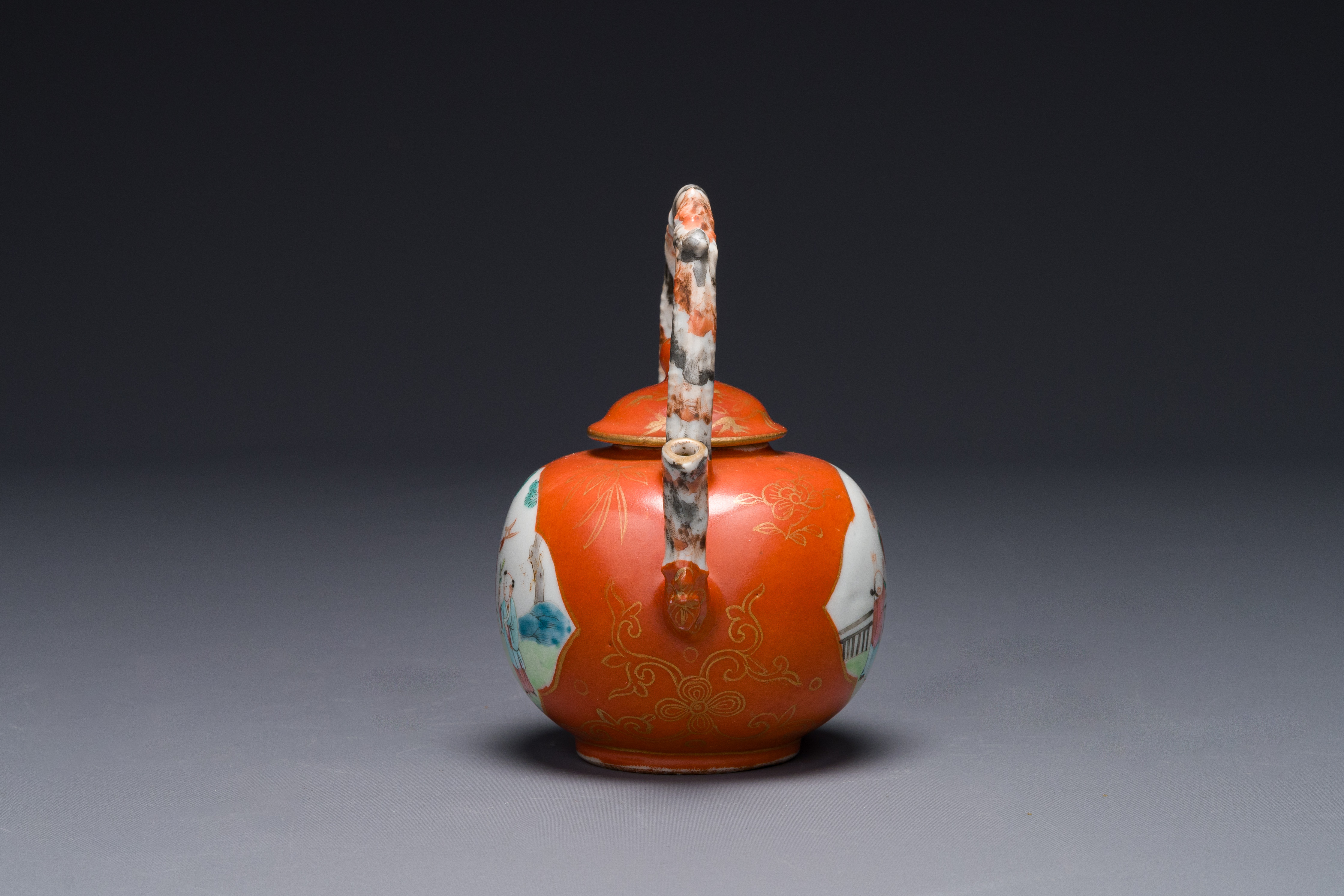 A Chinese famille rose coral-red-ground teapot with 'faux marbre' spout and handle, Jiaqing - Image 2 of 6