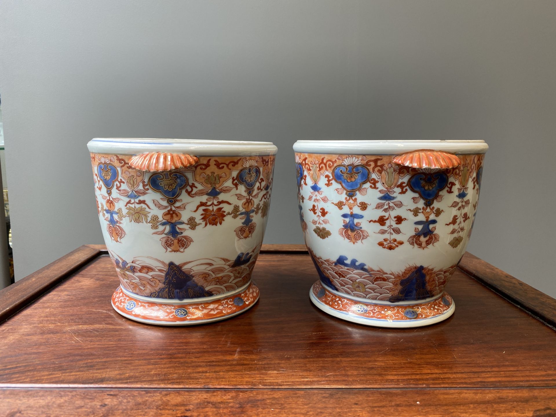 A pair of Chinese Imari-style wine bottle coolers, Qianlong - Bild 9 aus 21