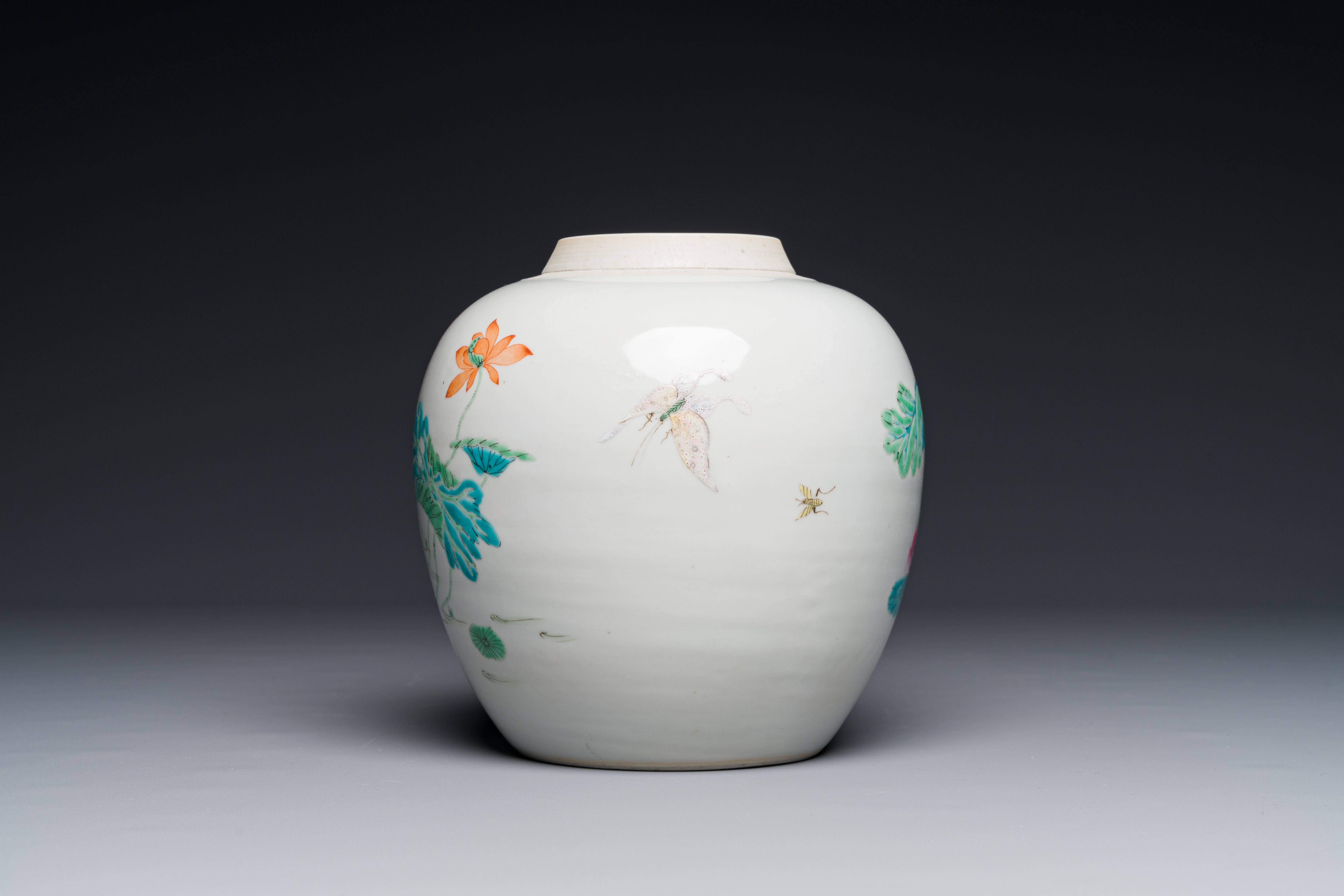 A fine Chinese famille rose 'mandarin duck and lotus' ginger jar, Yongzheng - Image 2 of 3