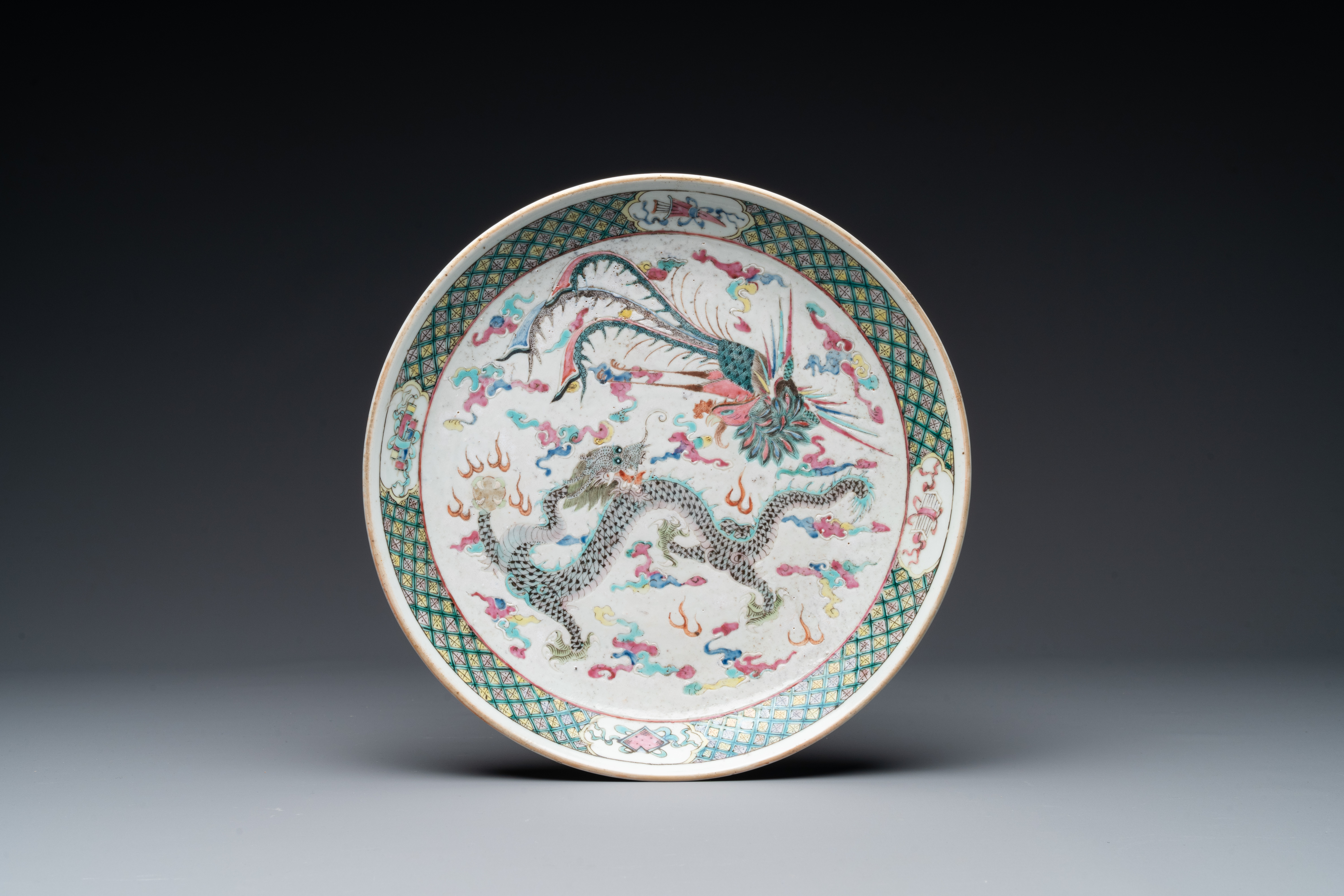 A Chinese famille verte dish, a famille rose basin and a dish, 19th C. - Image 7 of 8